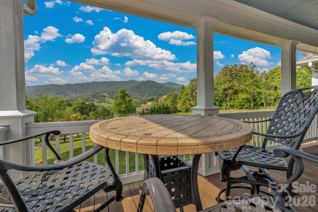 29 Bonnie Brae Drive — Weaverville