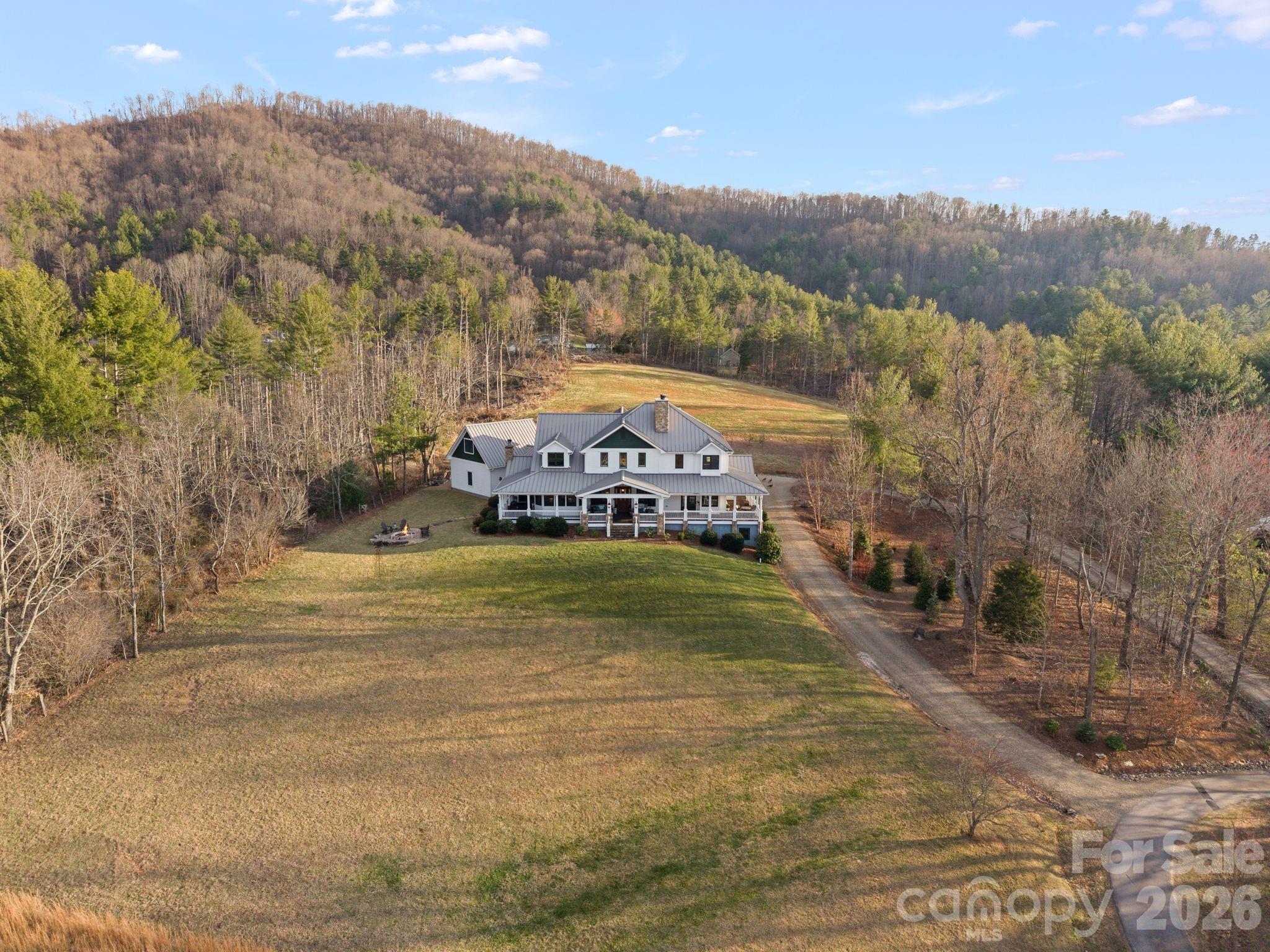 29 Bonnie Brae Drive — Weaverville