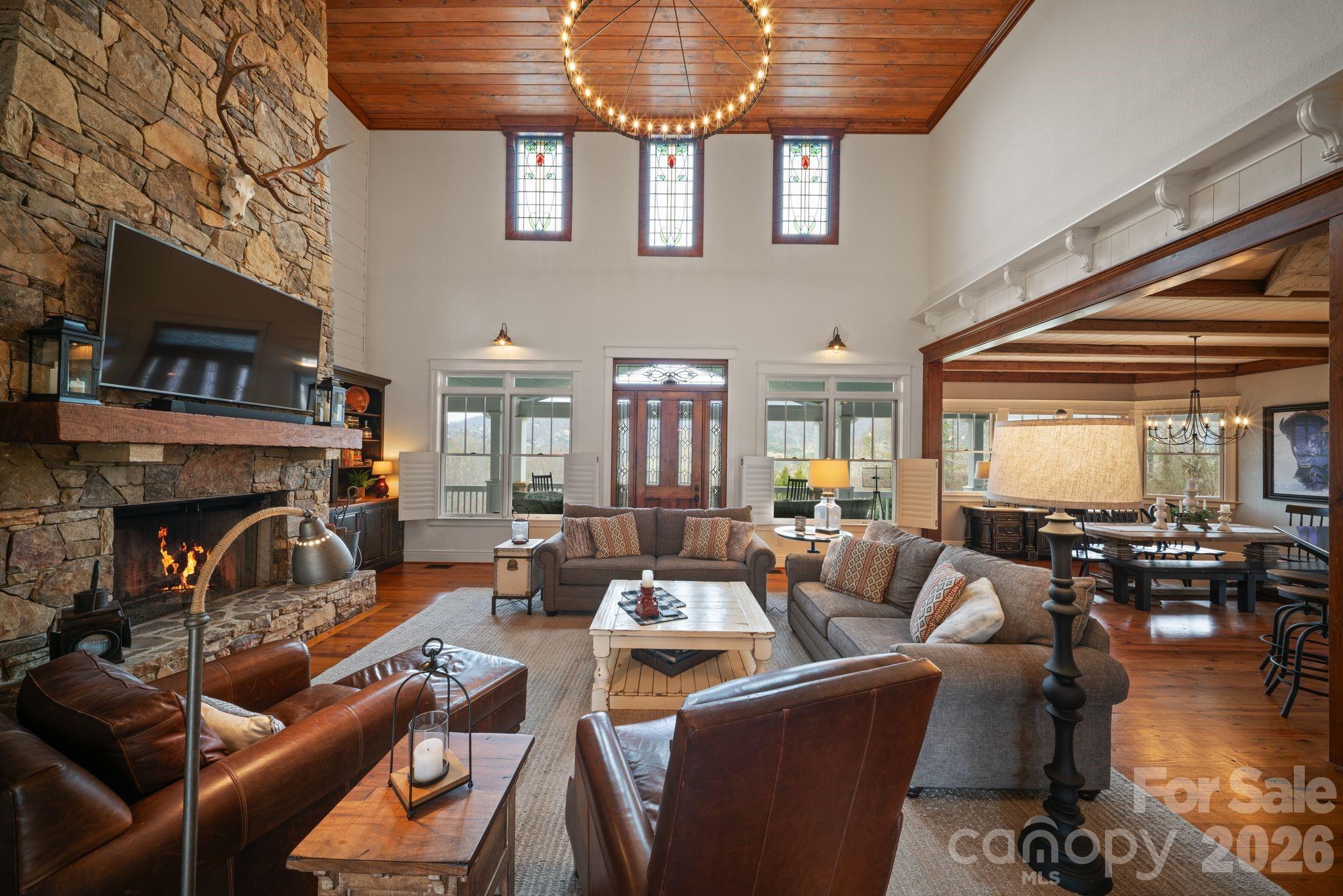 29 Bonnie Brae Drive — Weaverville