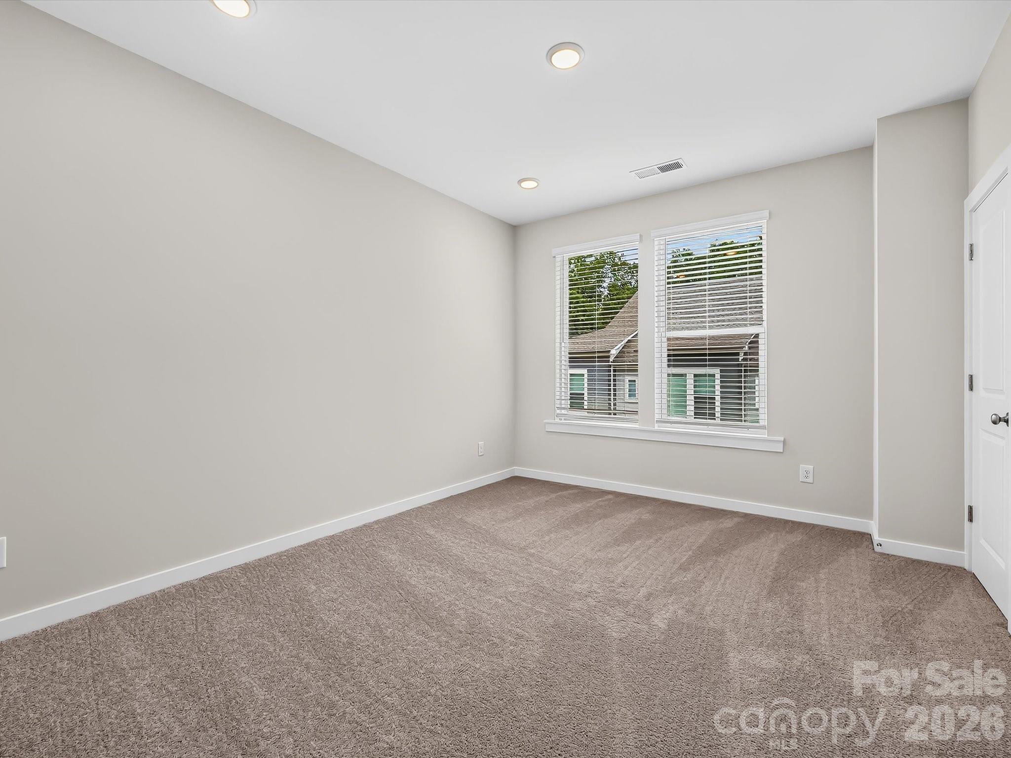1132 Bismuth Lane — Charlotte