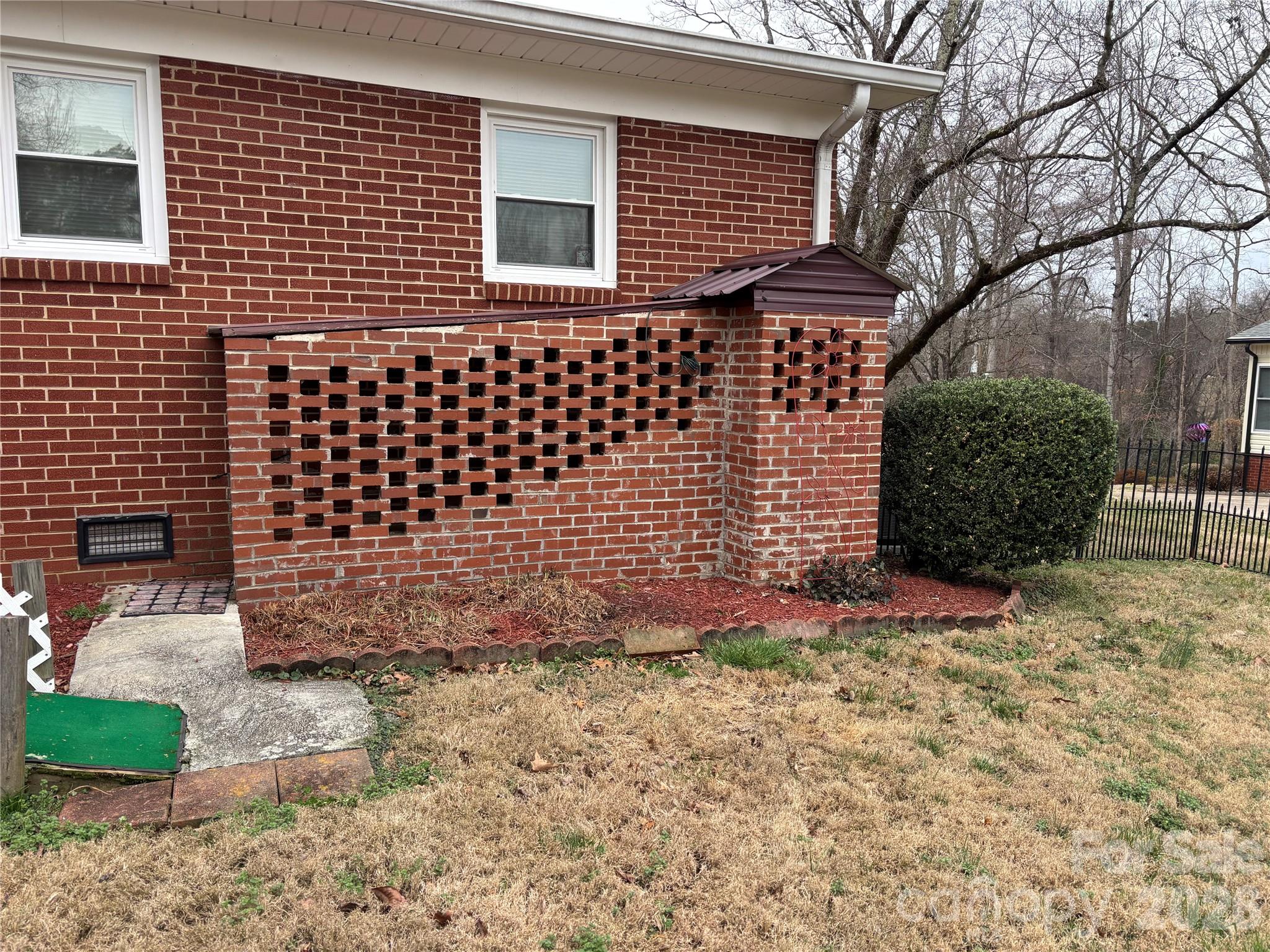 503 9th Avenue SW — Conover