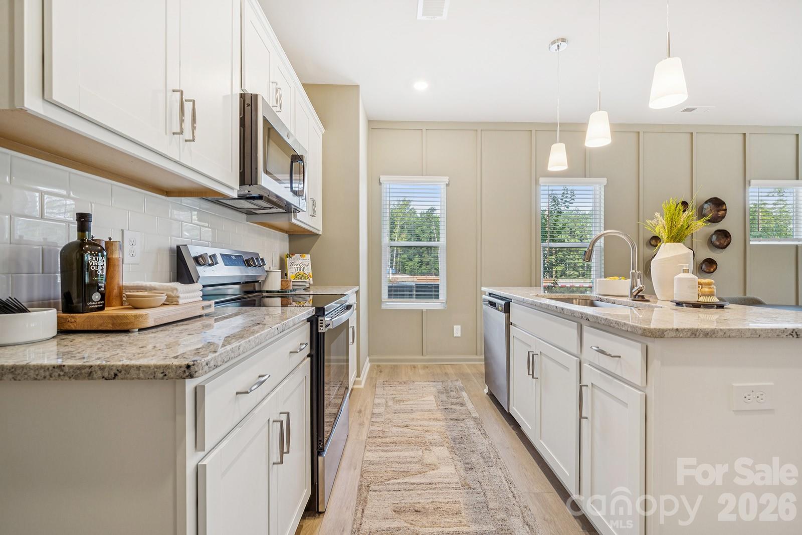 4636 Lakeview Road #7 — Charlotte
