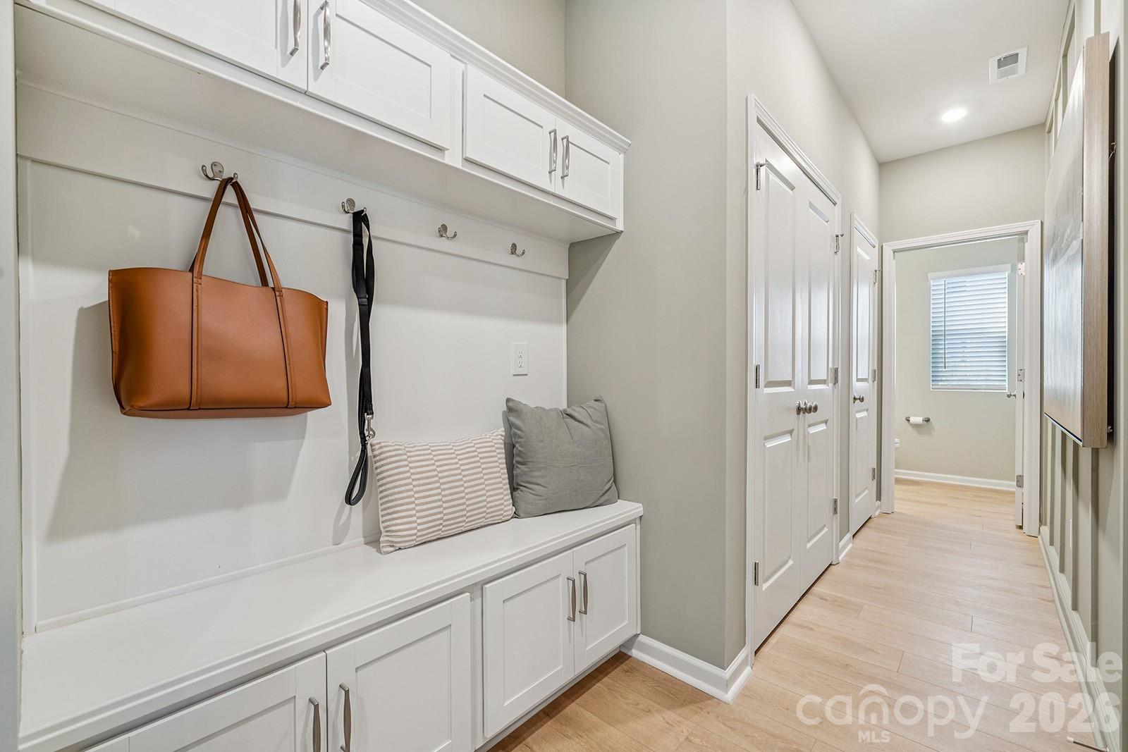 4636 Lakeview Road #7 — Charlotte