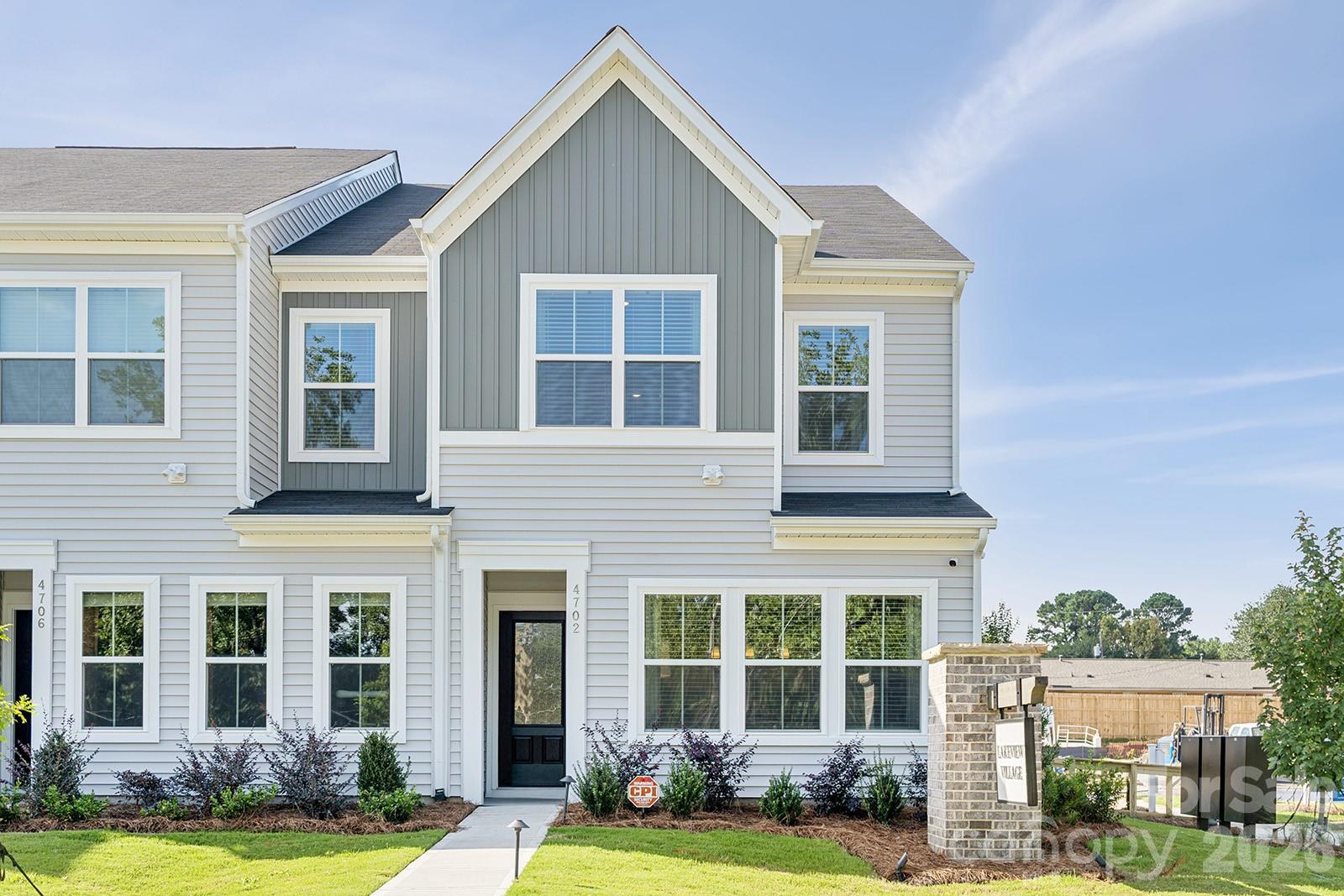 4636 Lakeview Road #7 — Charlotte