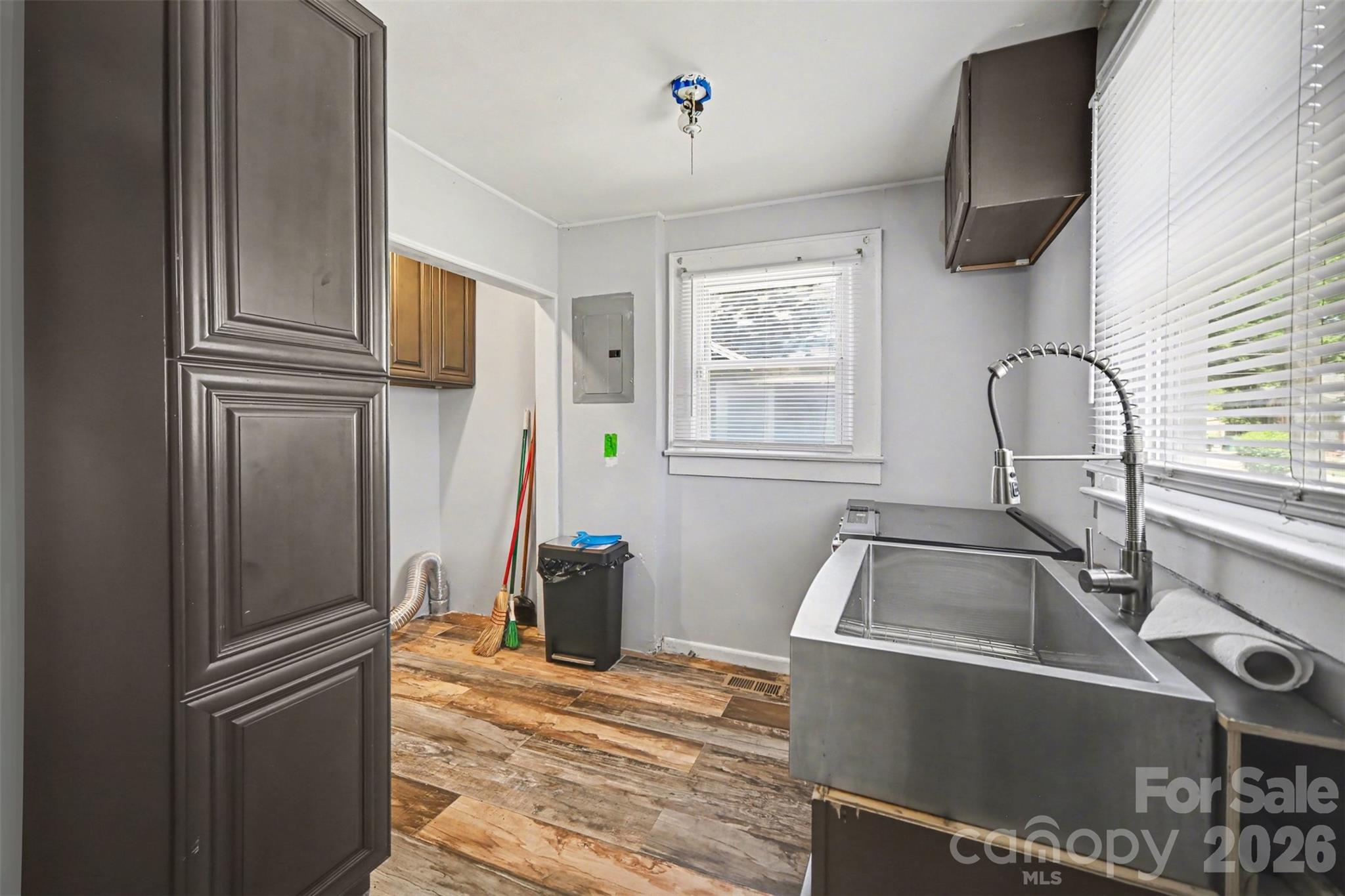 222 N Linwood Avenue — Charlotte