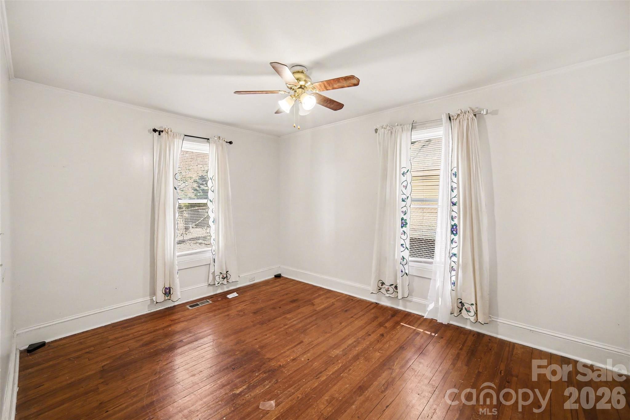 222 N Linwood Avenue — Charlotte