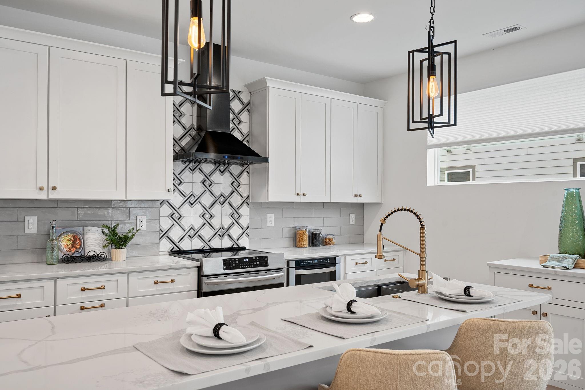 306 Wesley Heights Way — Charlotte