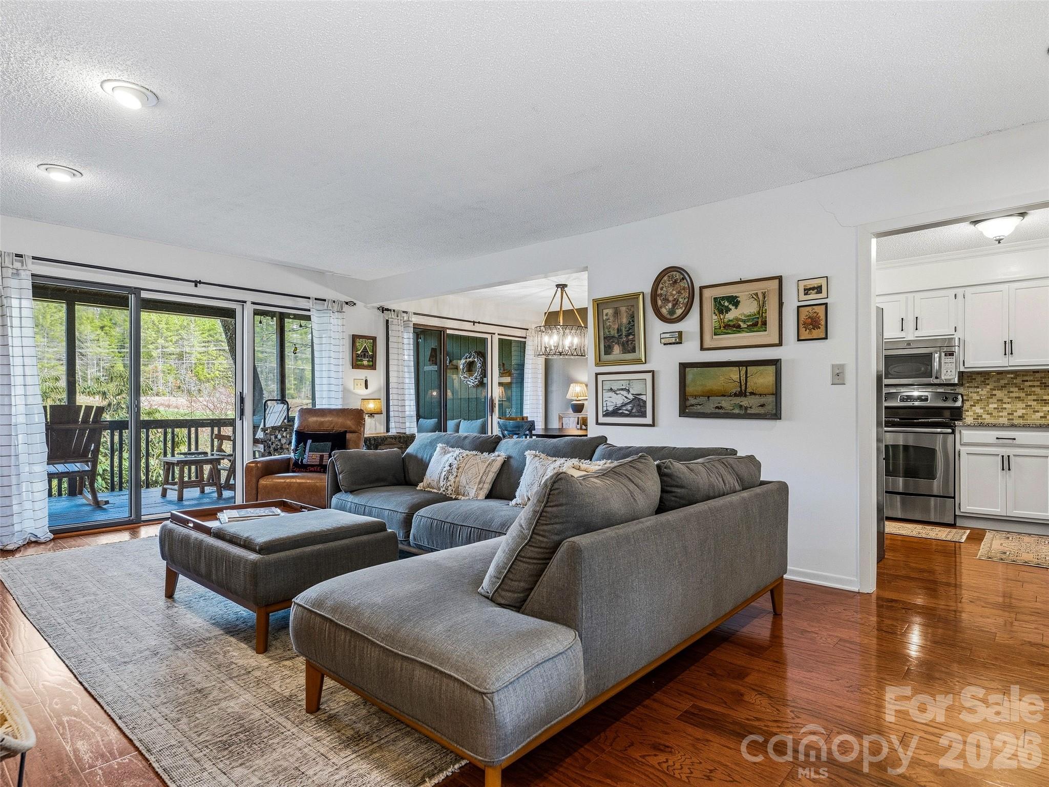 15 Gold Finch Court — Brevard