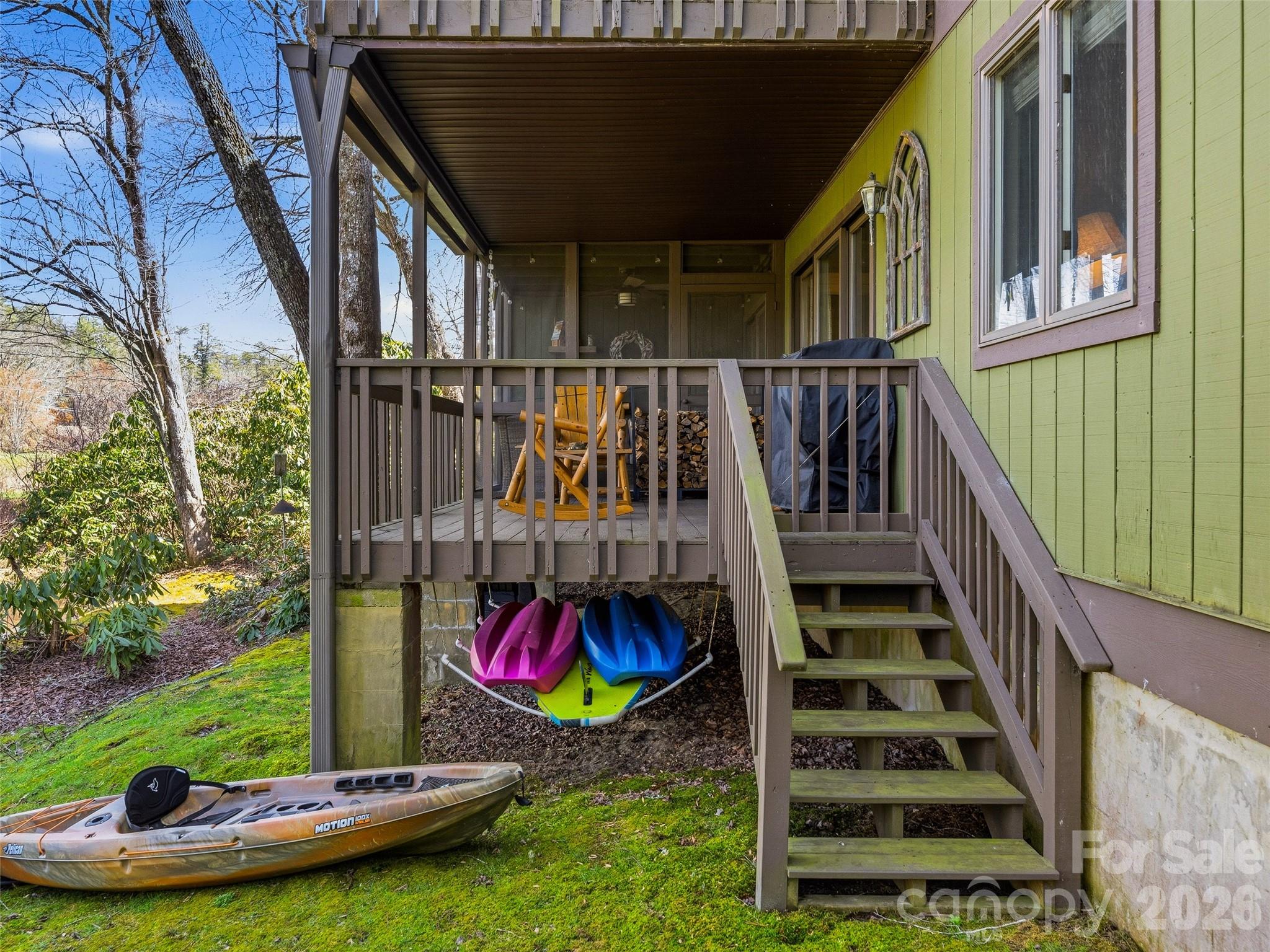 15 Gold Finch Court — Brevard