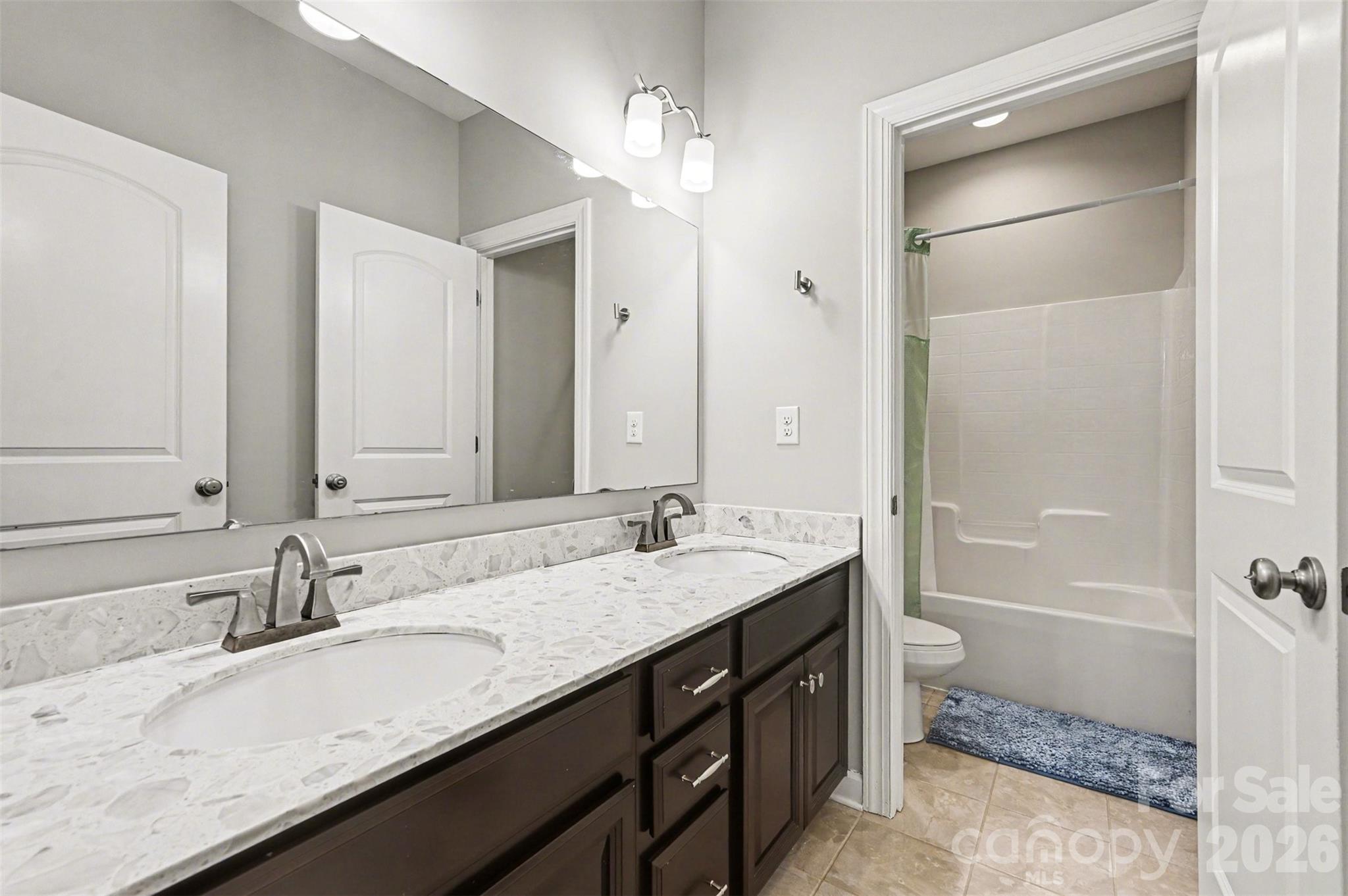 16125 Lost Canyon Way — Charlotte
