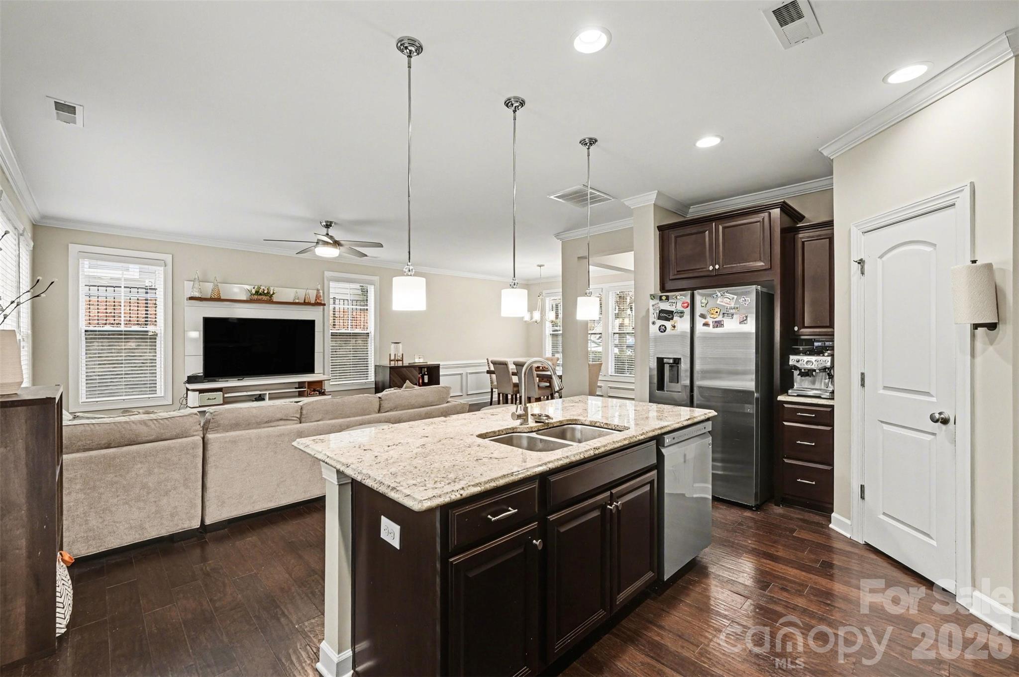 16125 Lost Canyon Way — Charlotte
