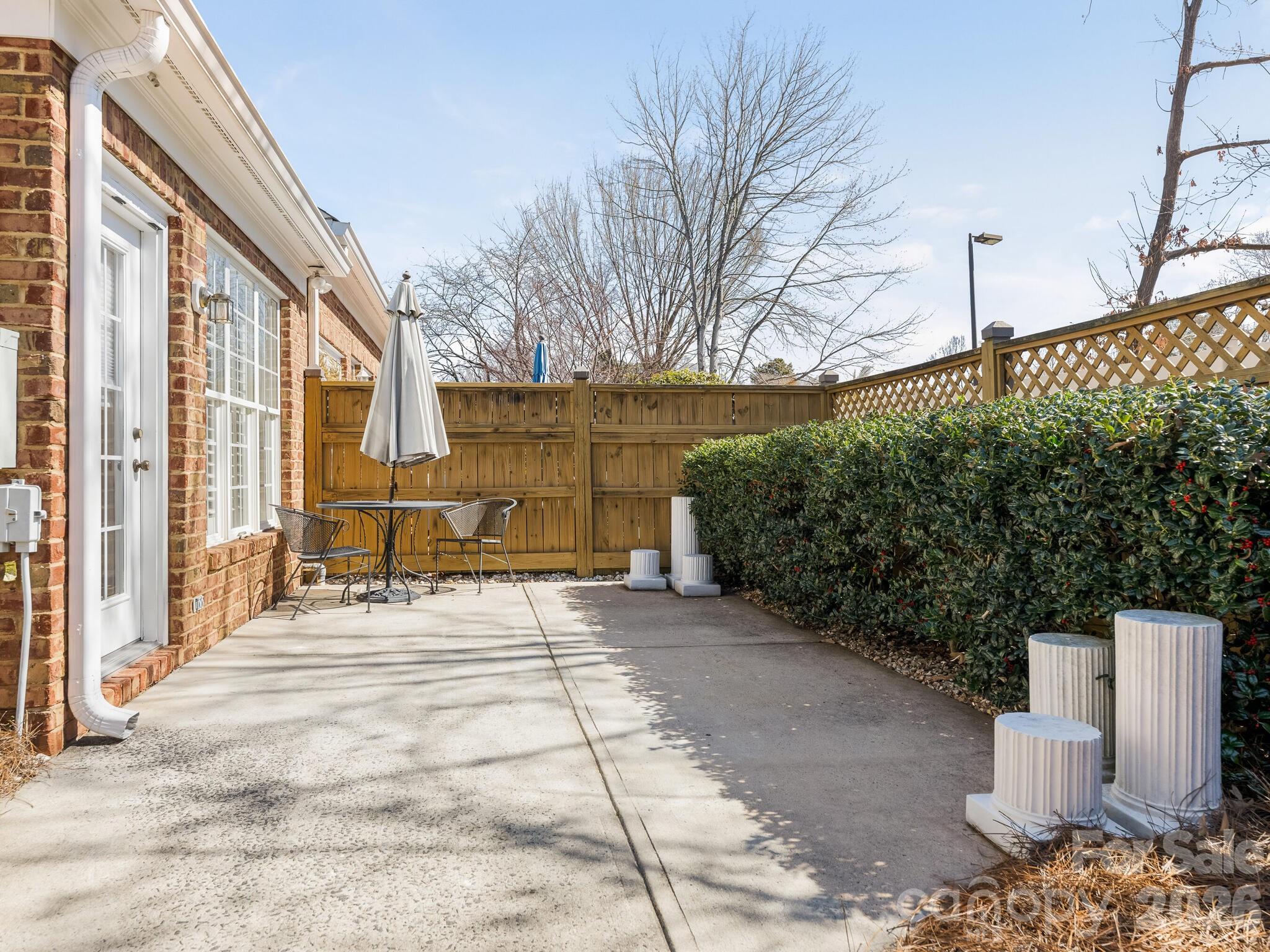429 Eberle Way — Matthews