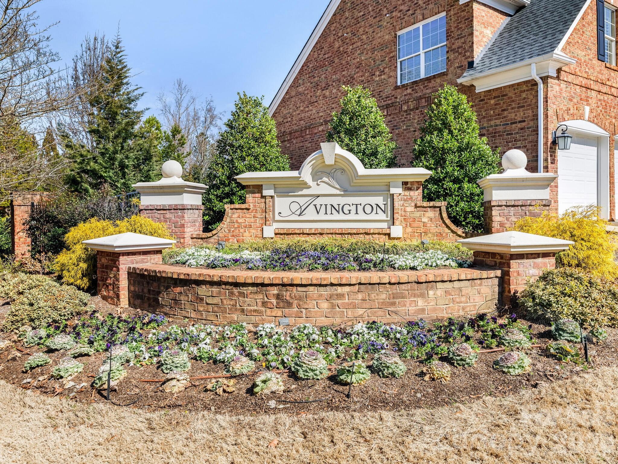 429 Eberle Way — Matthews
