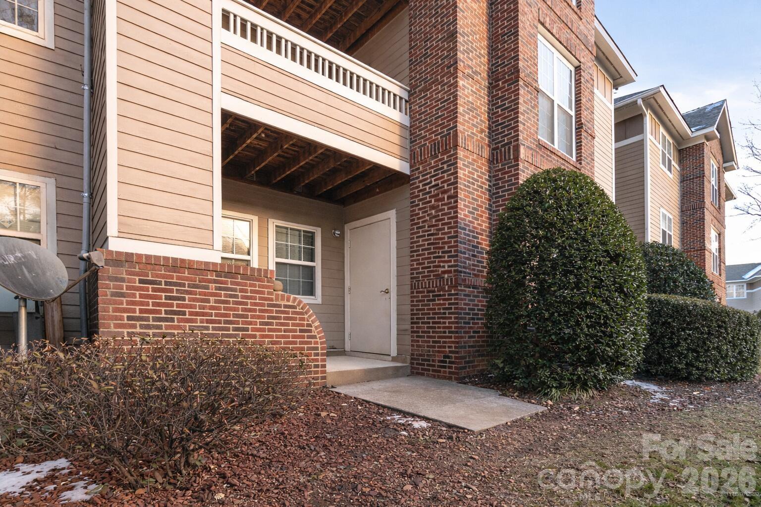 9849 Campus Walk Lane #D — Charlotte