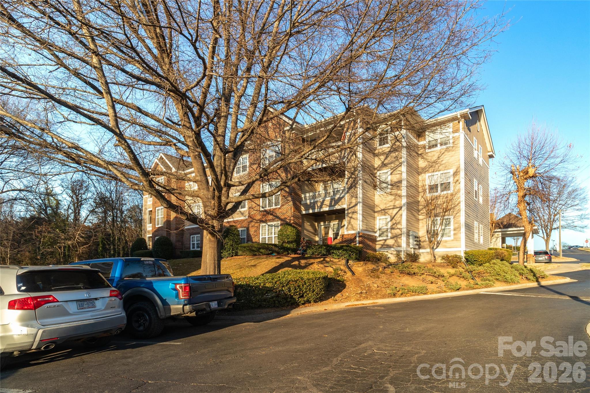 9849 Campus Walk Lane #D — Charlotte