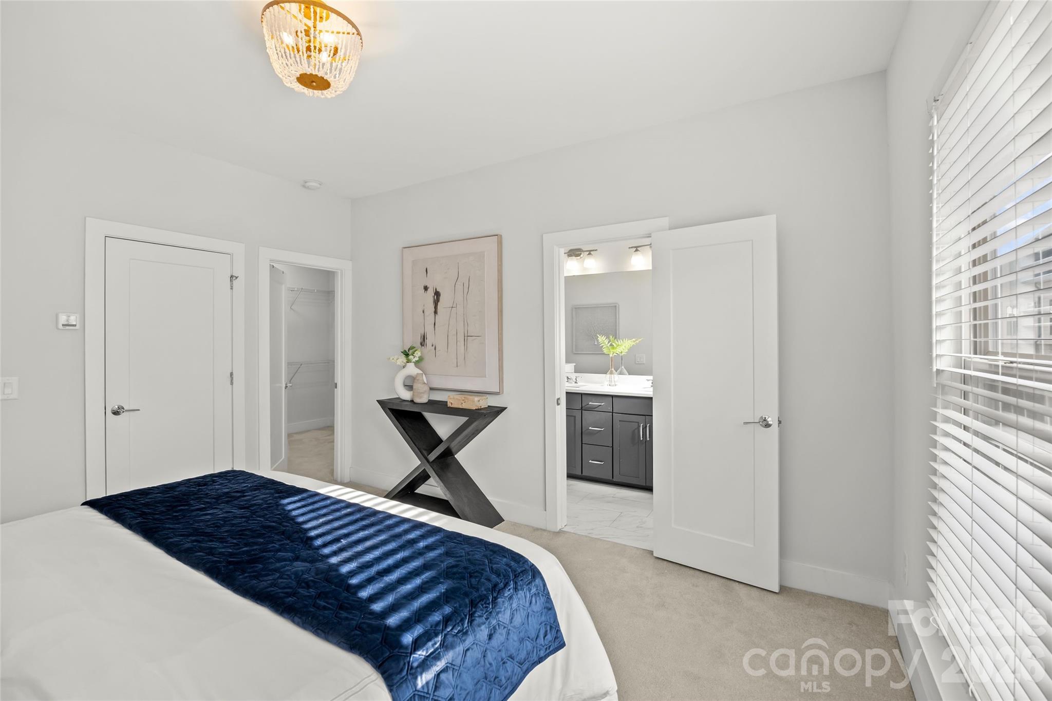 16038 Roscoe Lane — Charlotte