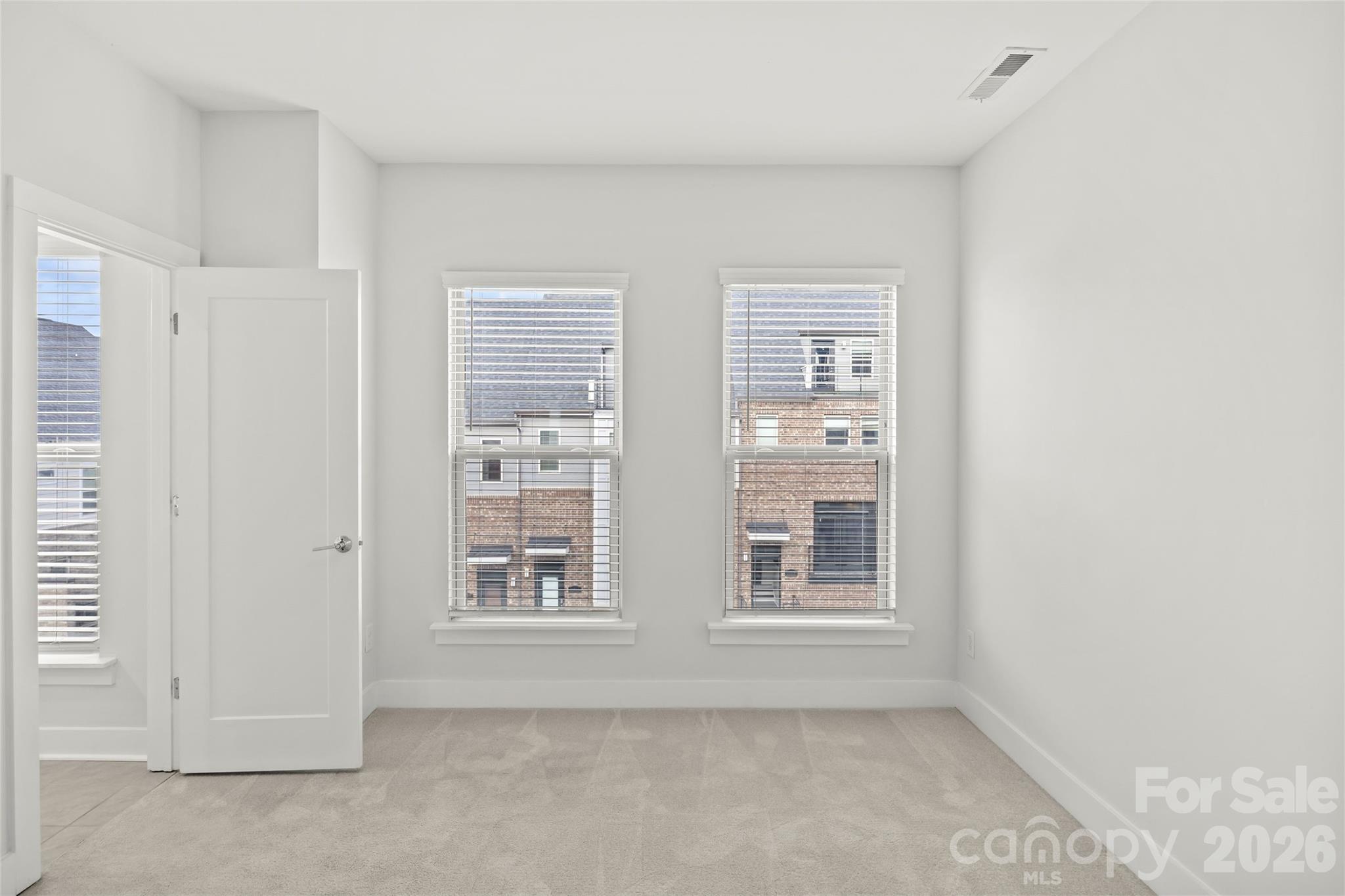 16038 Roscoe Lane — Charlotte
