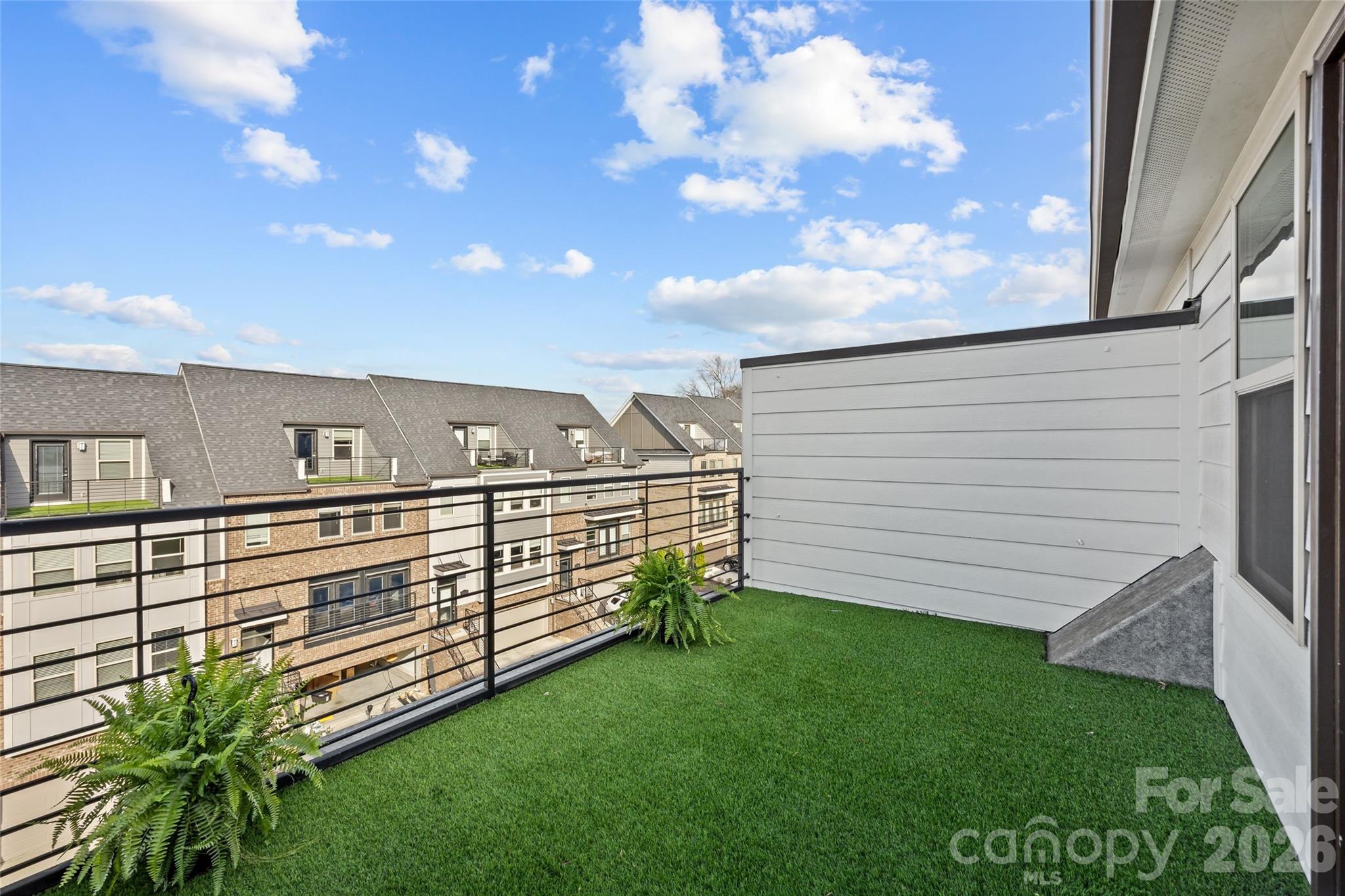 16038 Roscoe Lane — Charlotte