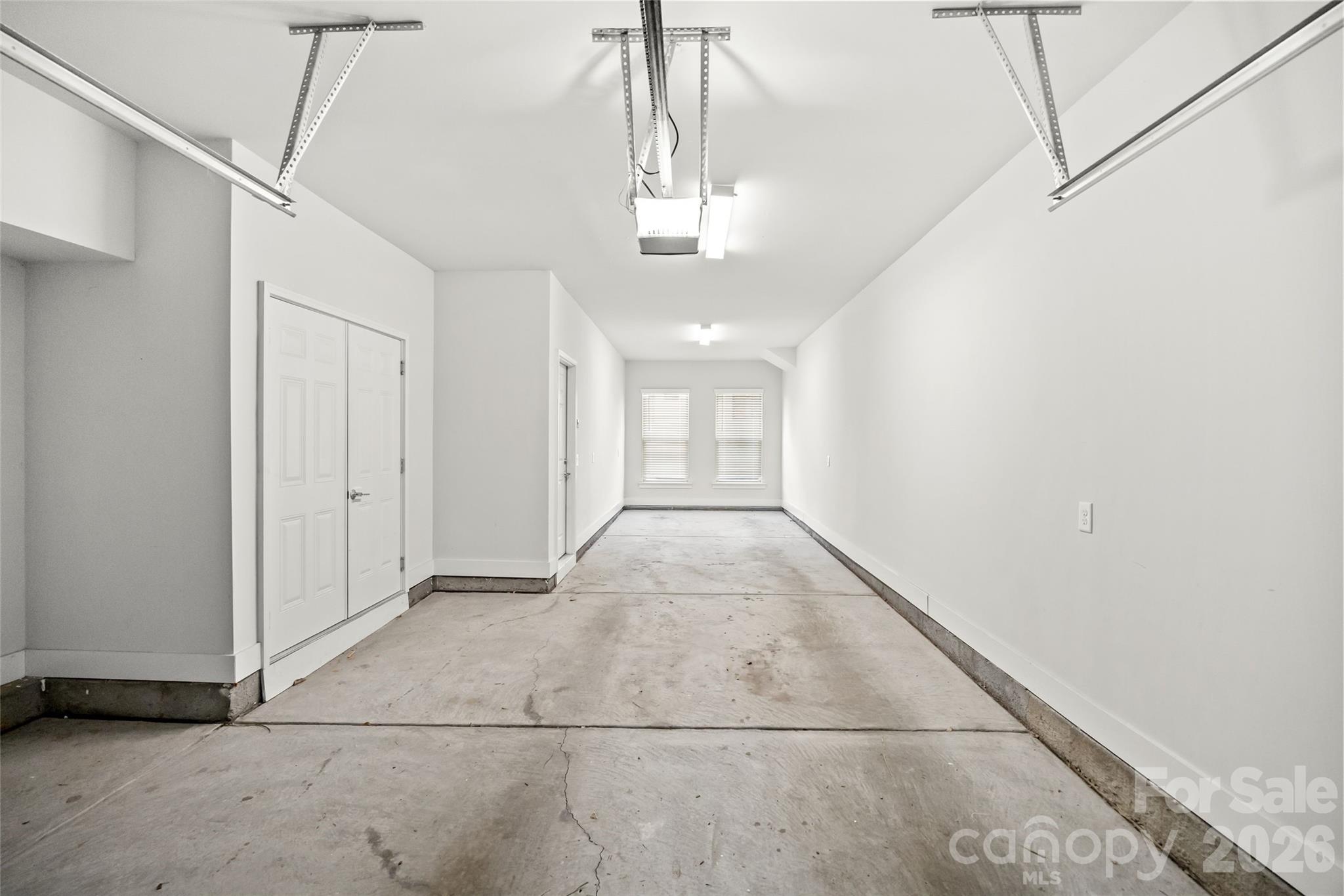 16038 Roscoe Lane — Charlotte
