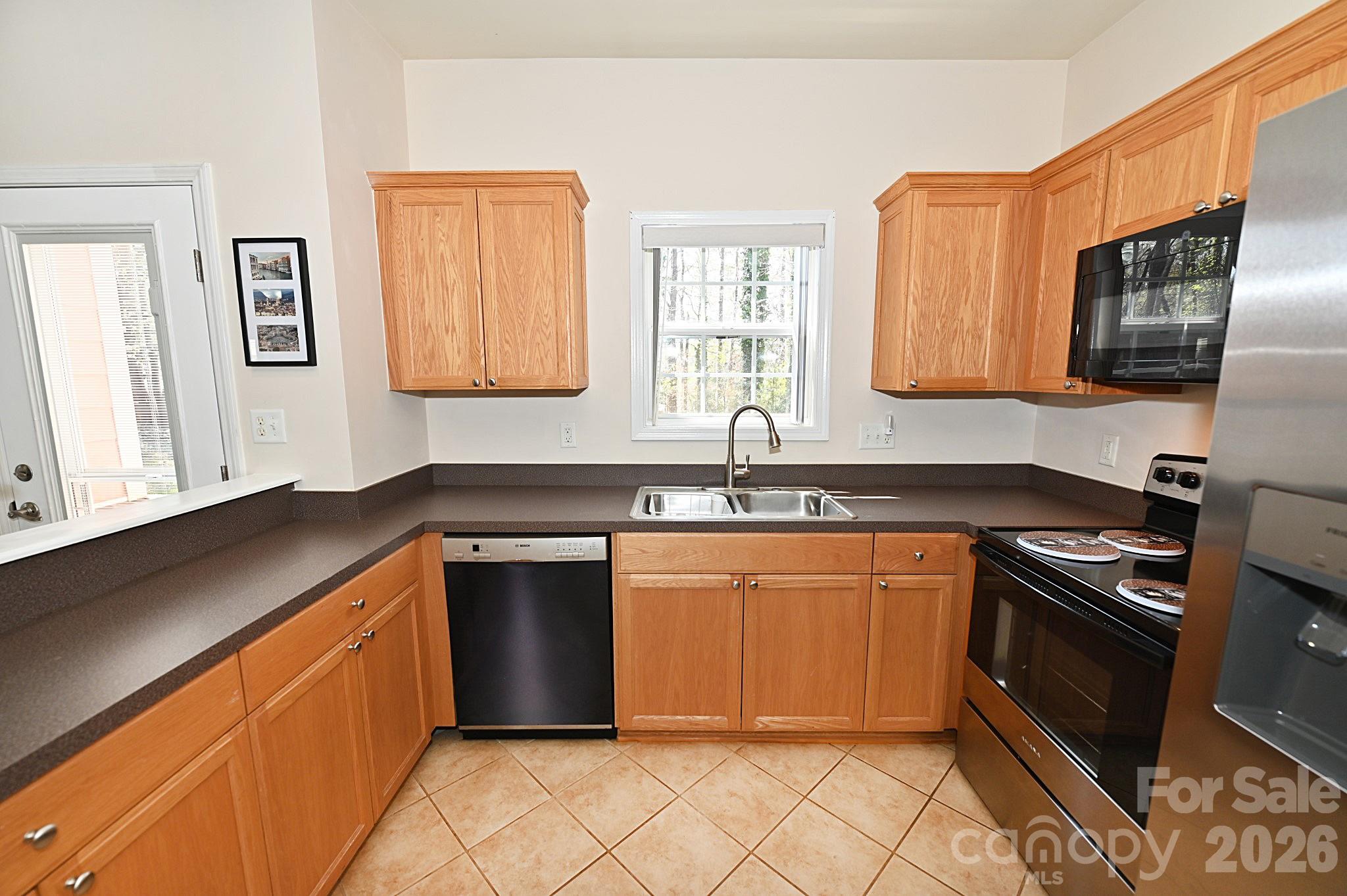1360 21st Avenue NE — Hickory