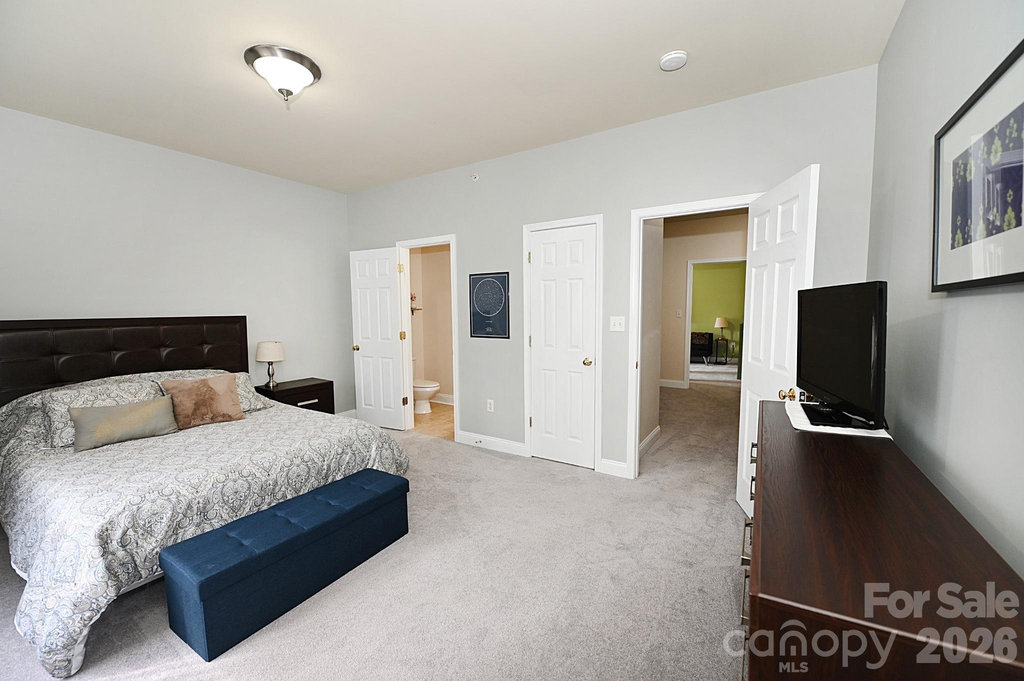 1360 21st Avenue NE — Hickory