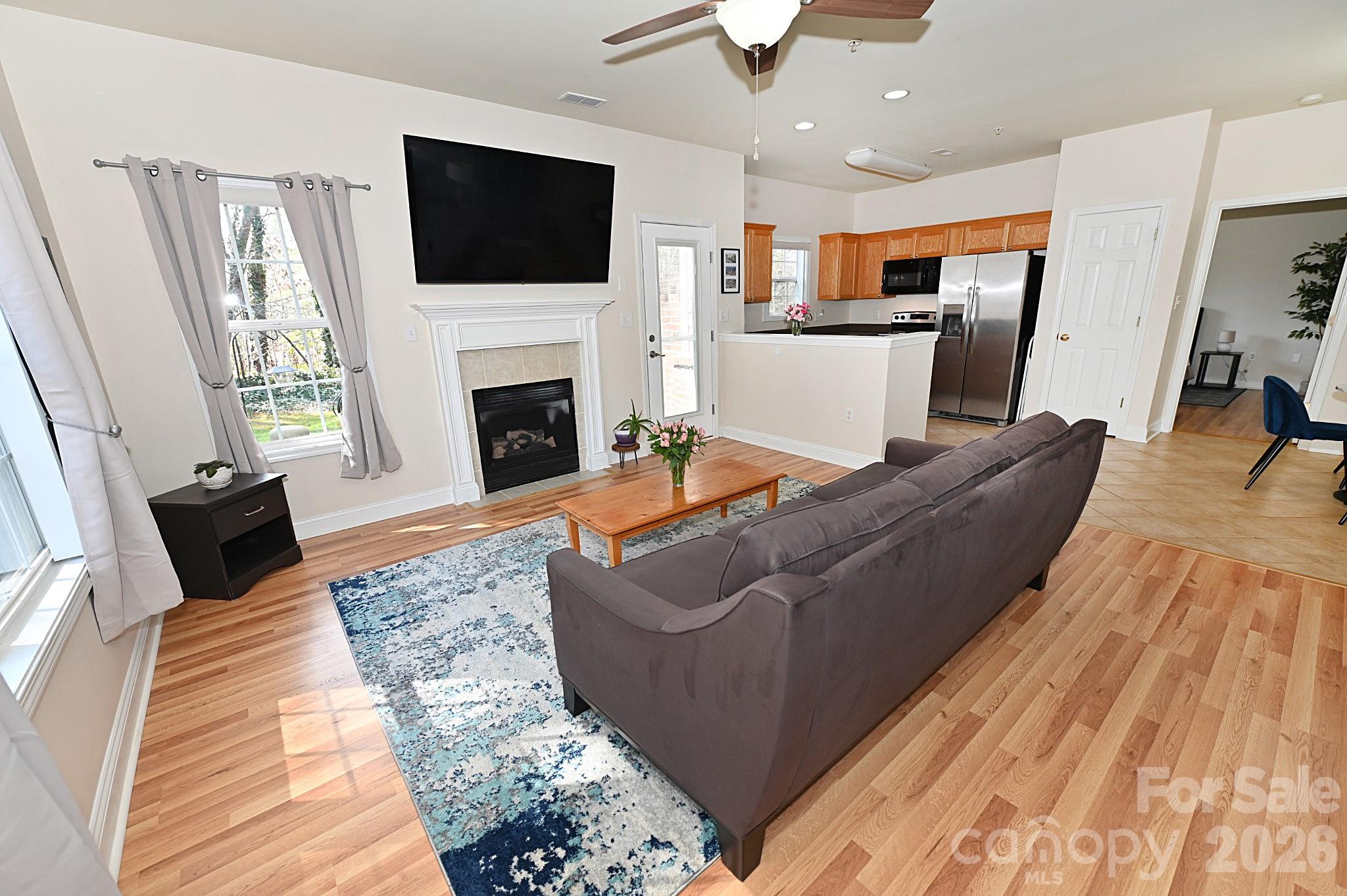 1360 21st Avenue NE — Hickory