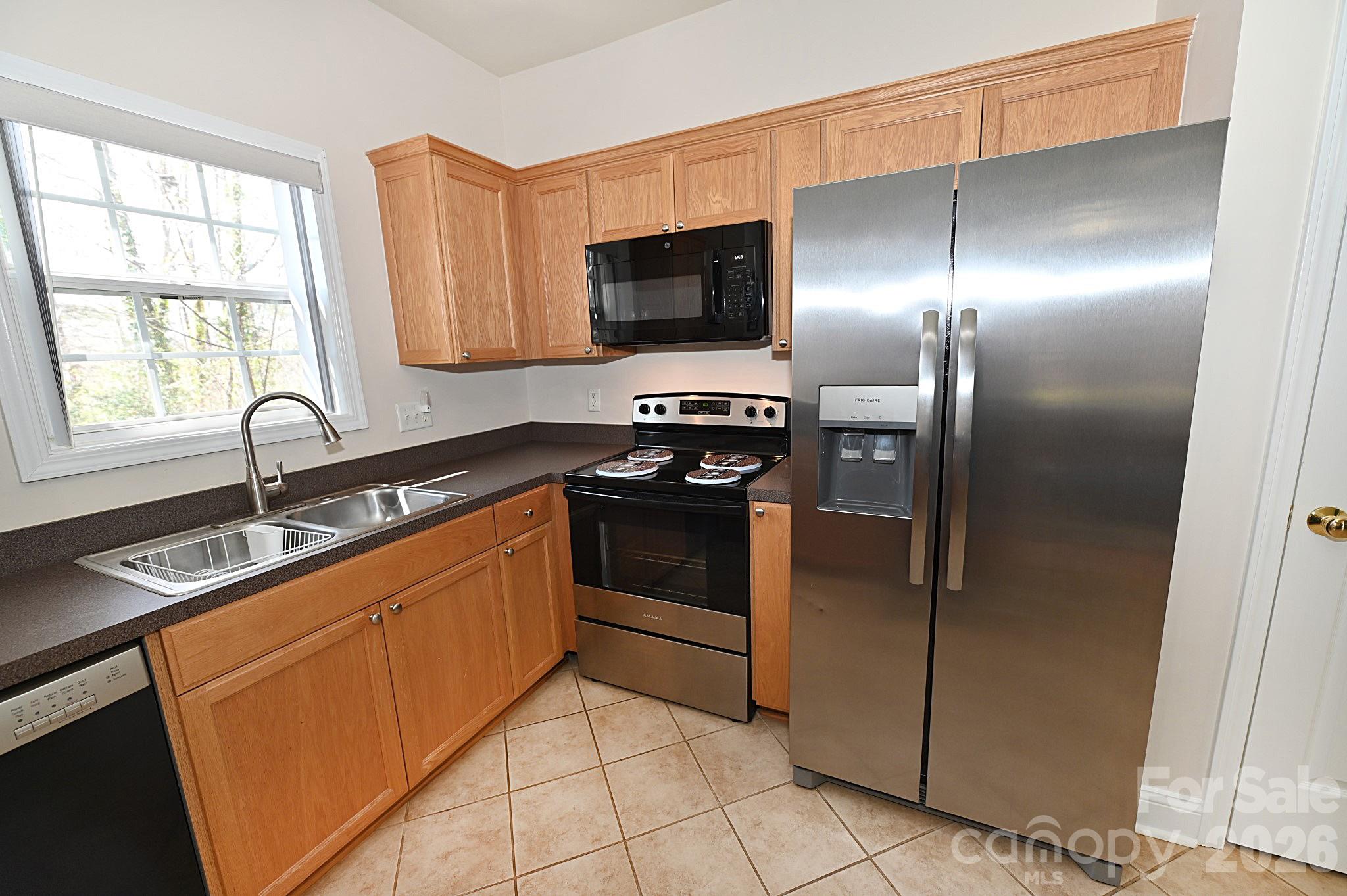 1360 21st Avenue NE — Hickory