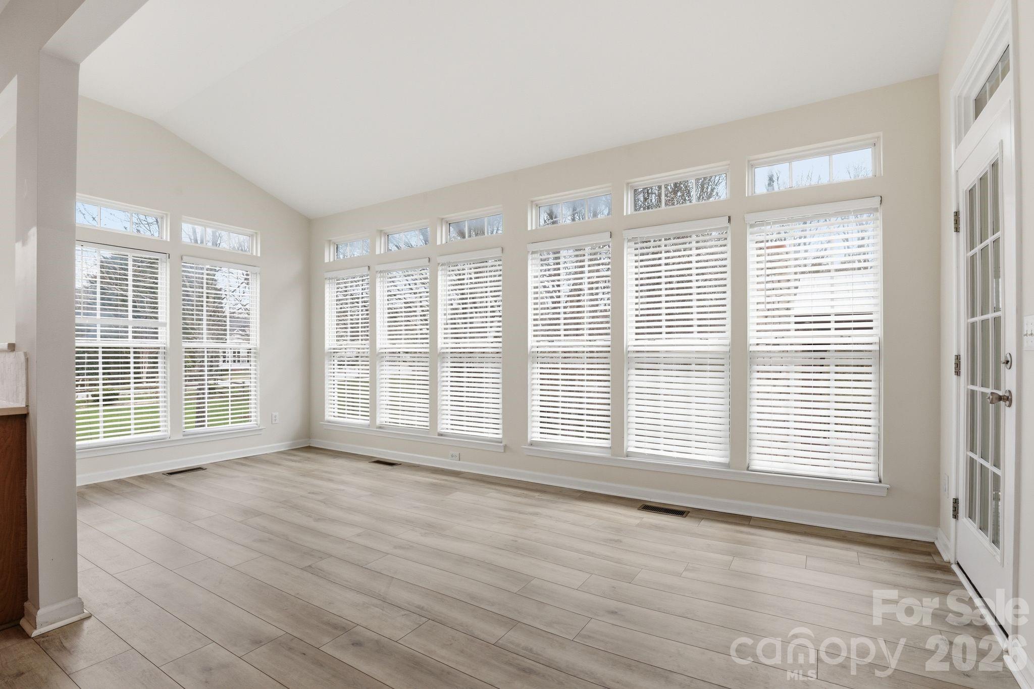 3909 Meadow Green Drive — Charlotte