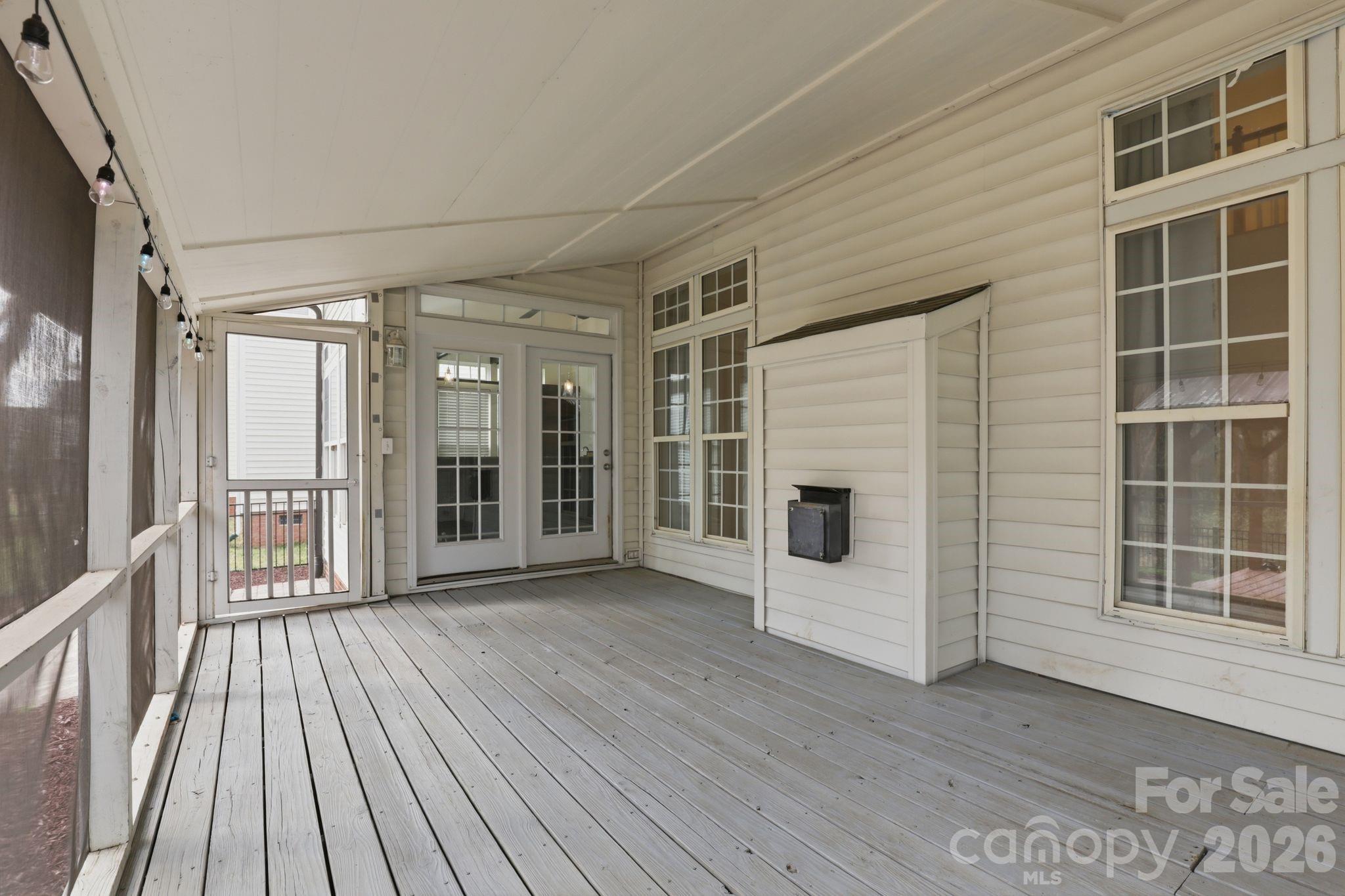 3909 Meadow Green Drive — Charlotte
