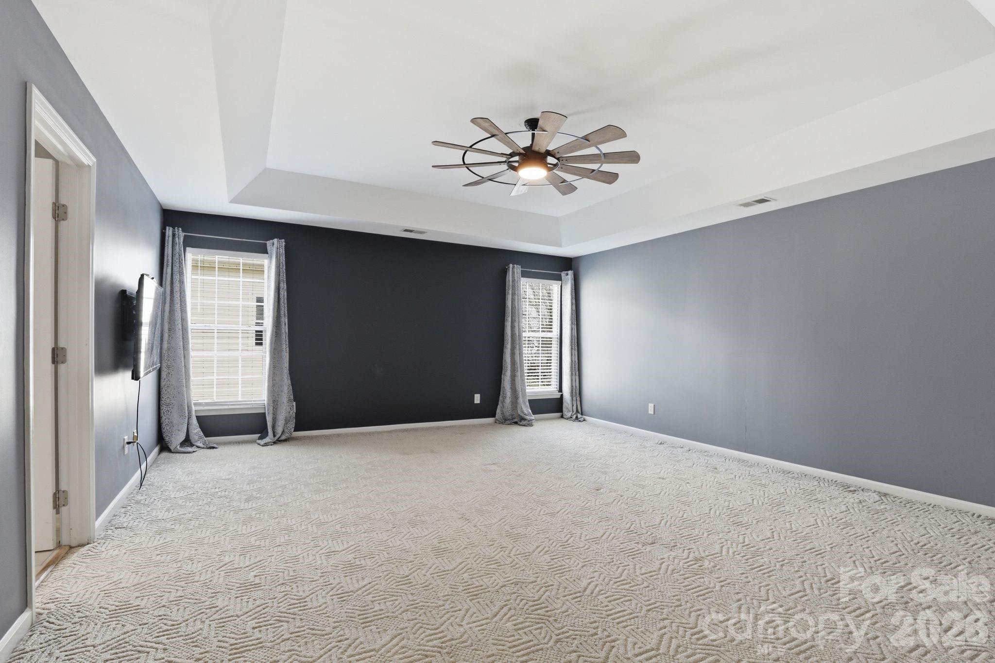 3909 Meadow Green Drive — Charlotte