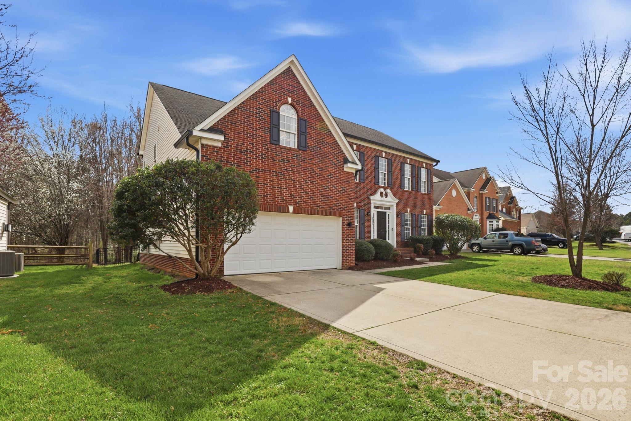 3909 Meadow Green Drive — Charlotte