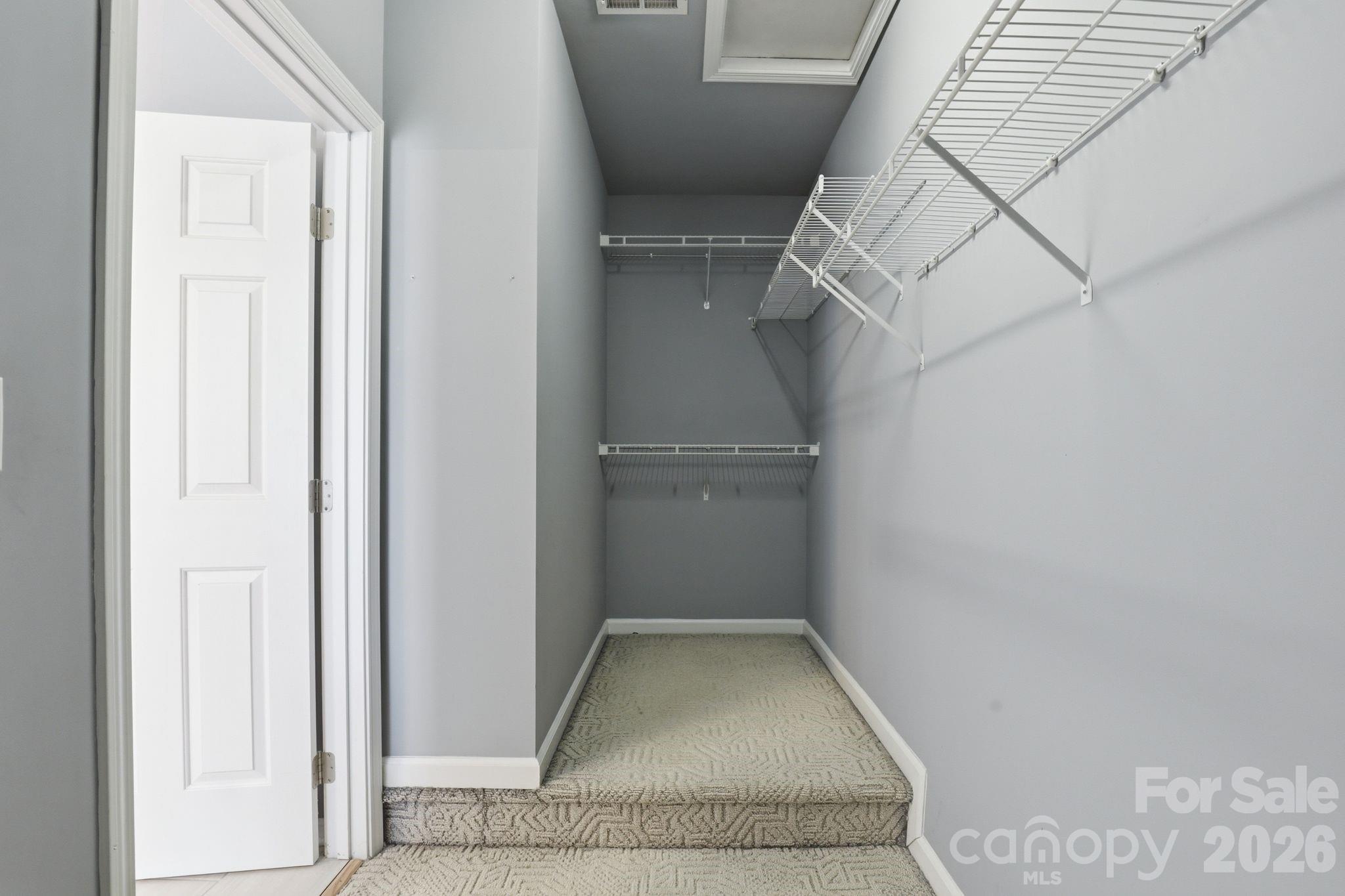 3909 Meadow Green Drive — Charlotte