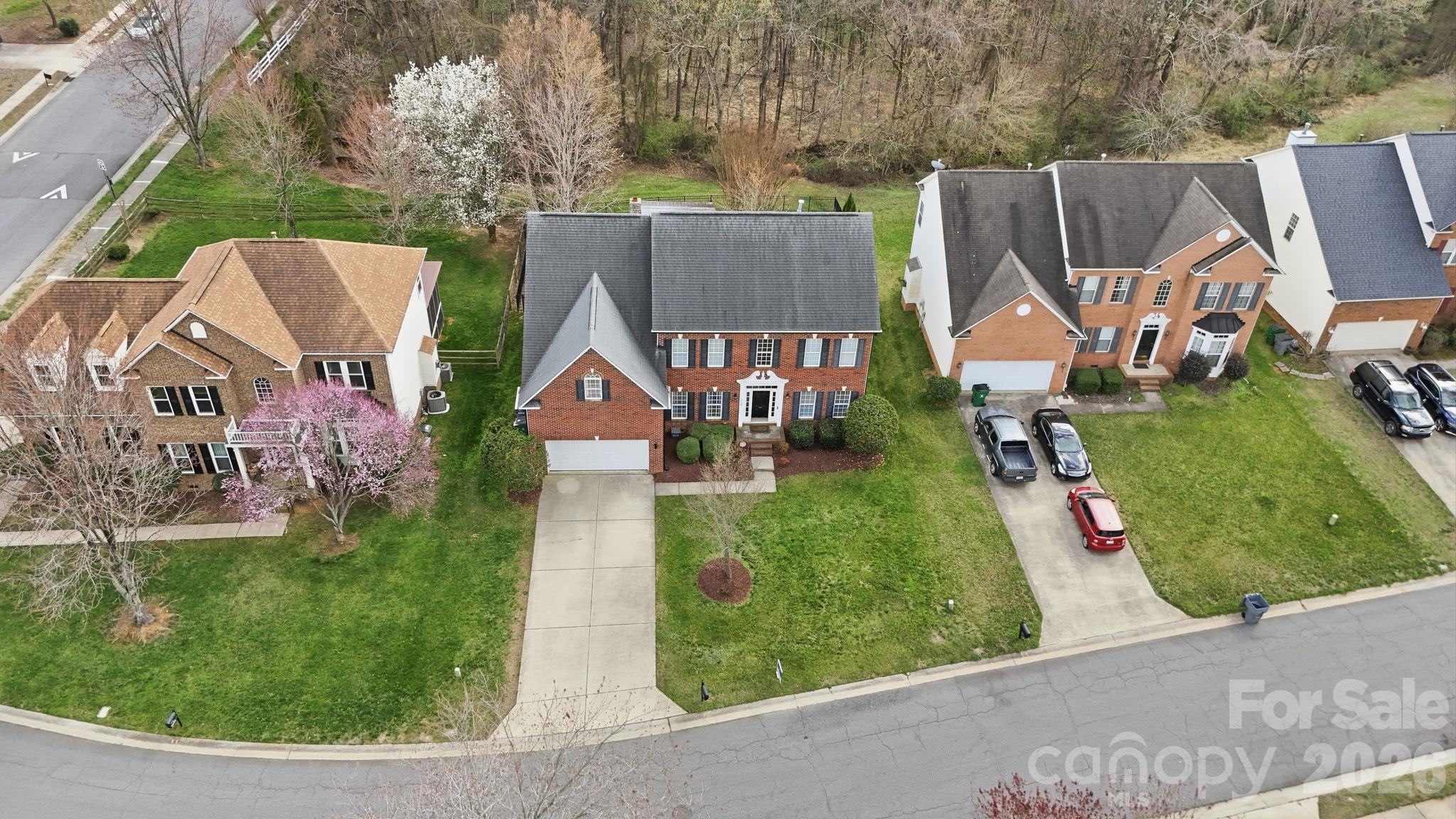 3909 Meadow Green Drive — Charlotte