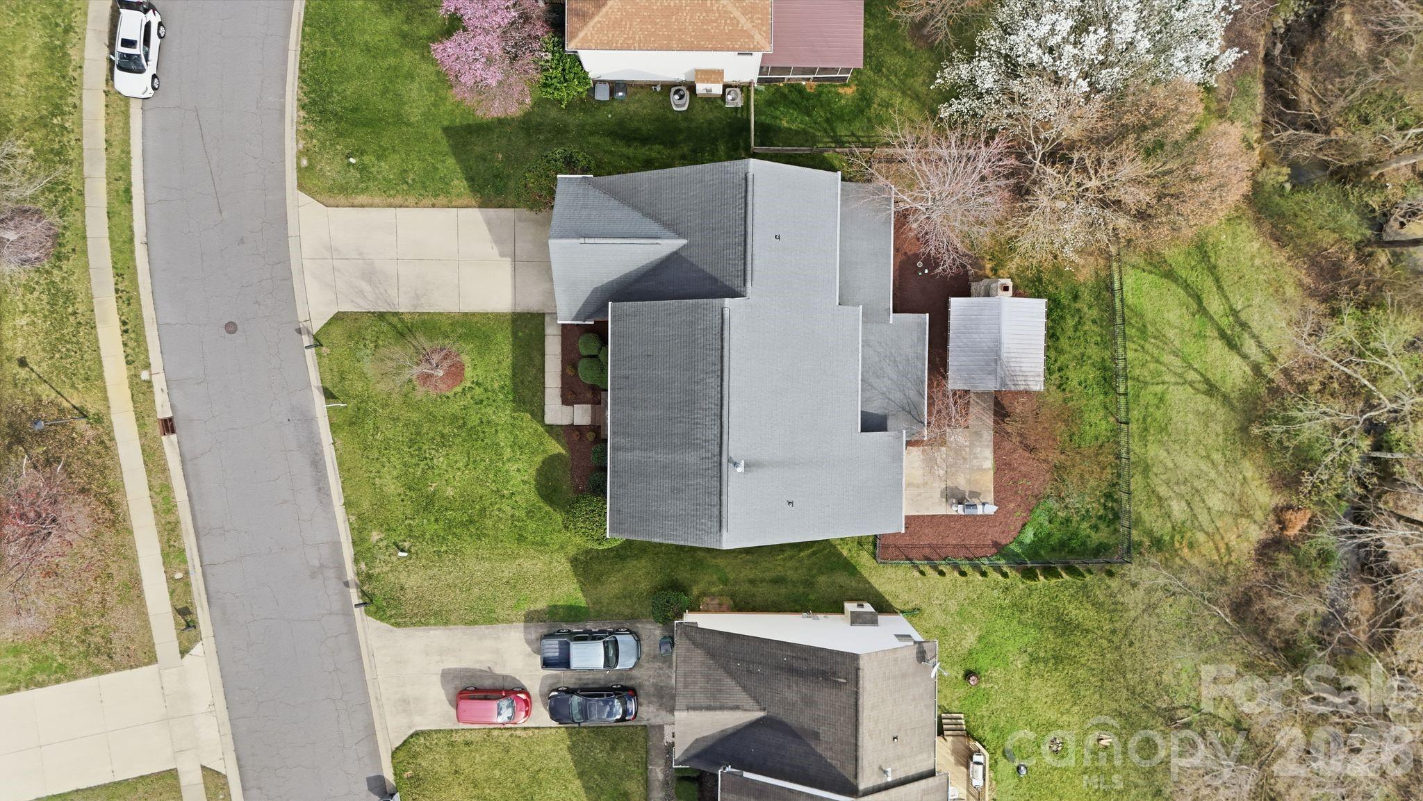 3909 Meadow Green Drive — Charlotte