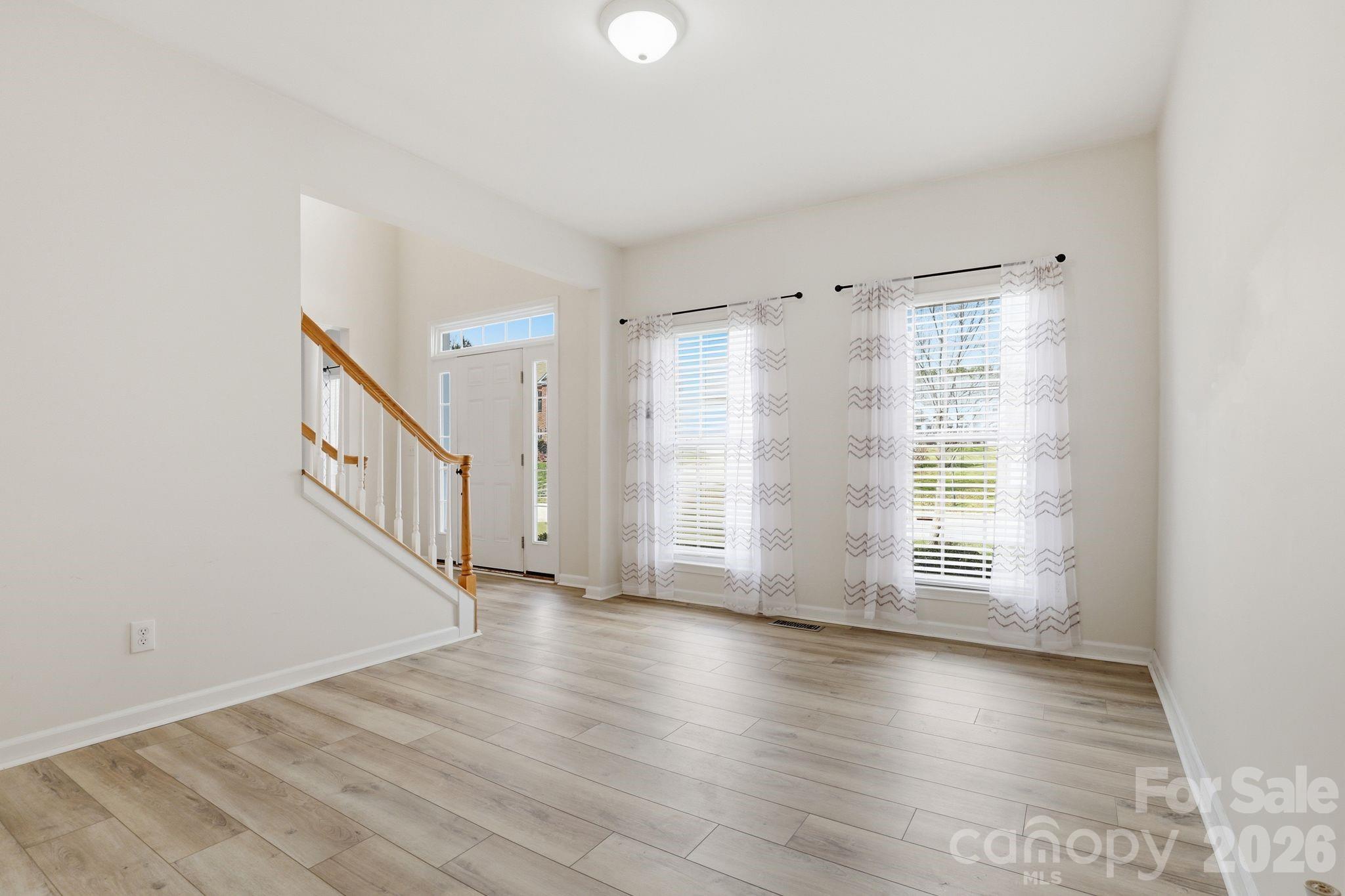 3909 Meadow Green Drive — Charlotte