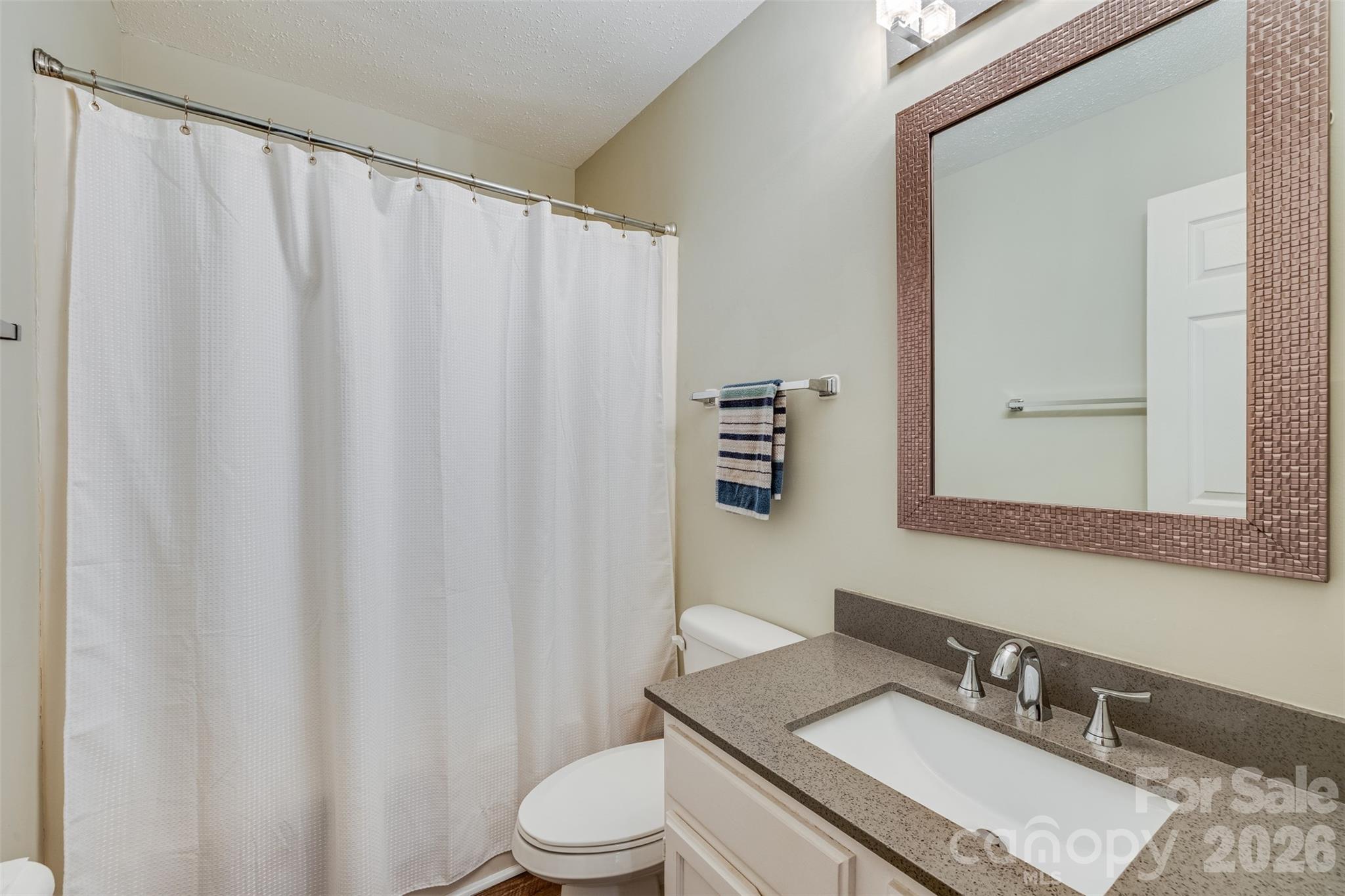 708 Pennwood Lane — Charlotte