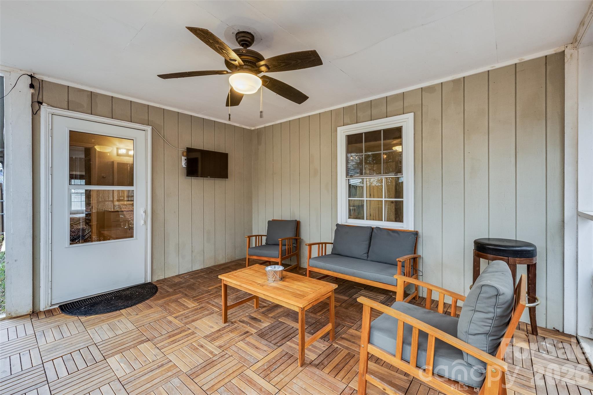 708 Pennwood Lane — Charlotte