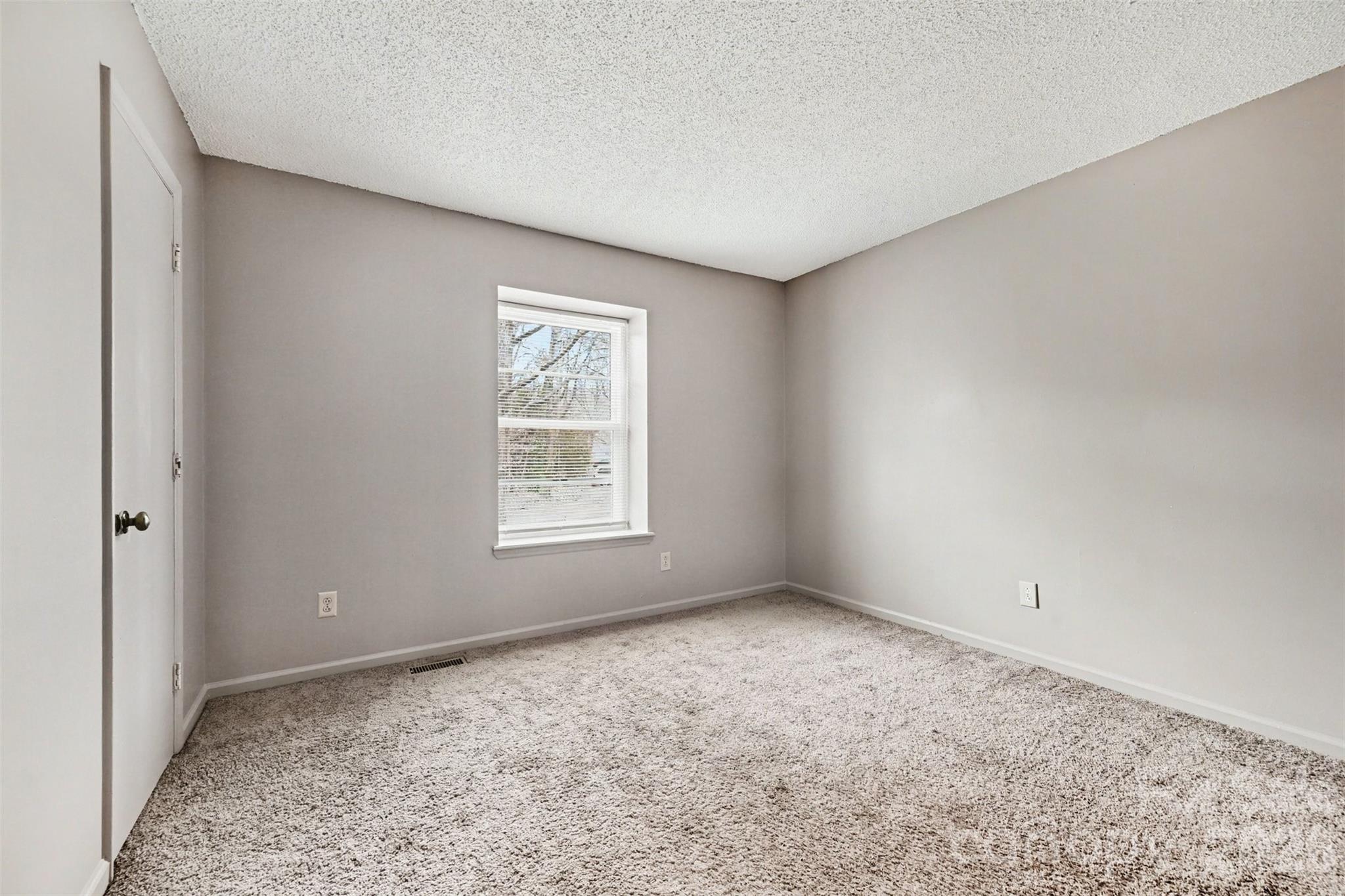 4033 Briarhill Drive — Charlotte