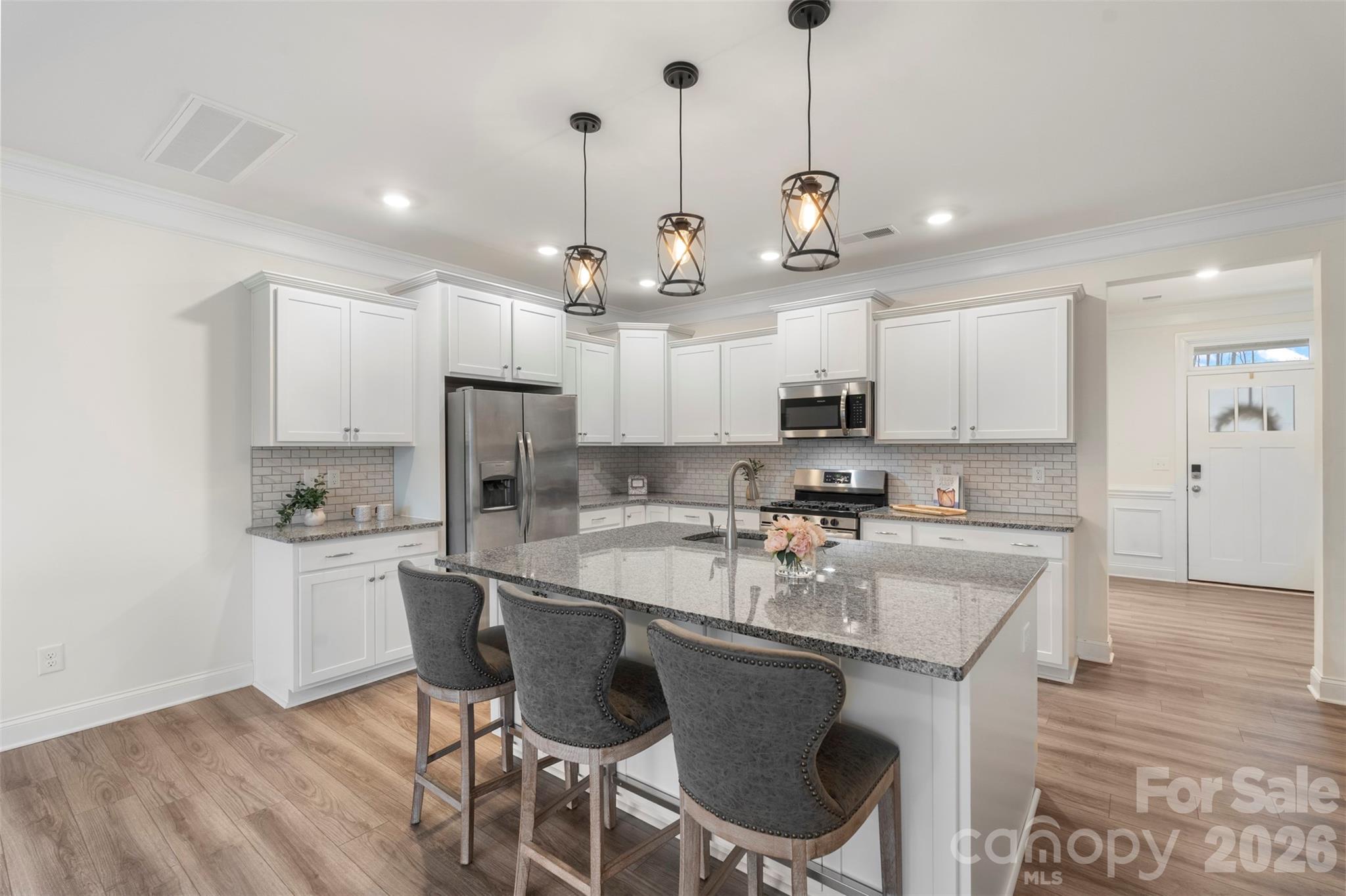 2109 Laurel Village Circle — Belmont