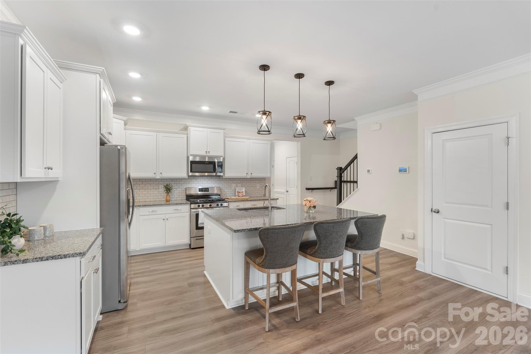 2109 Laurel Village Circle — Belmont