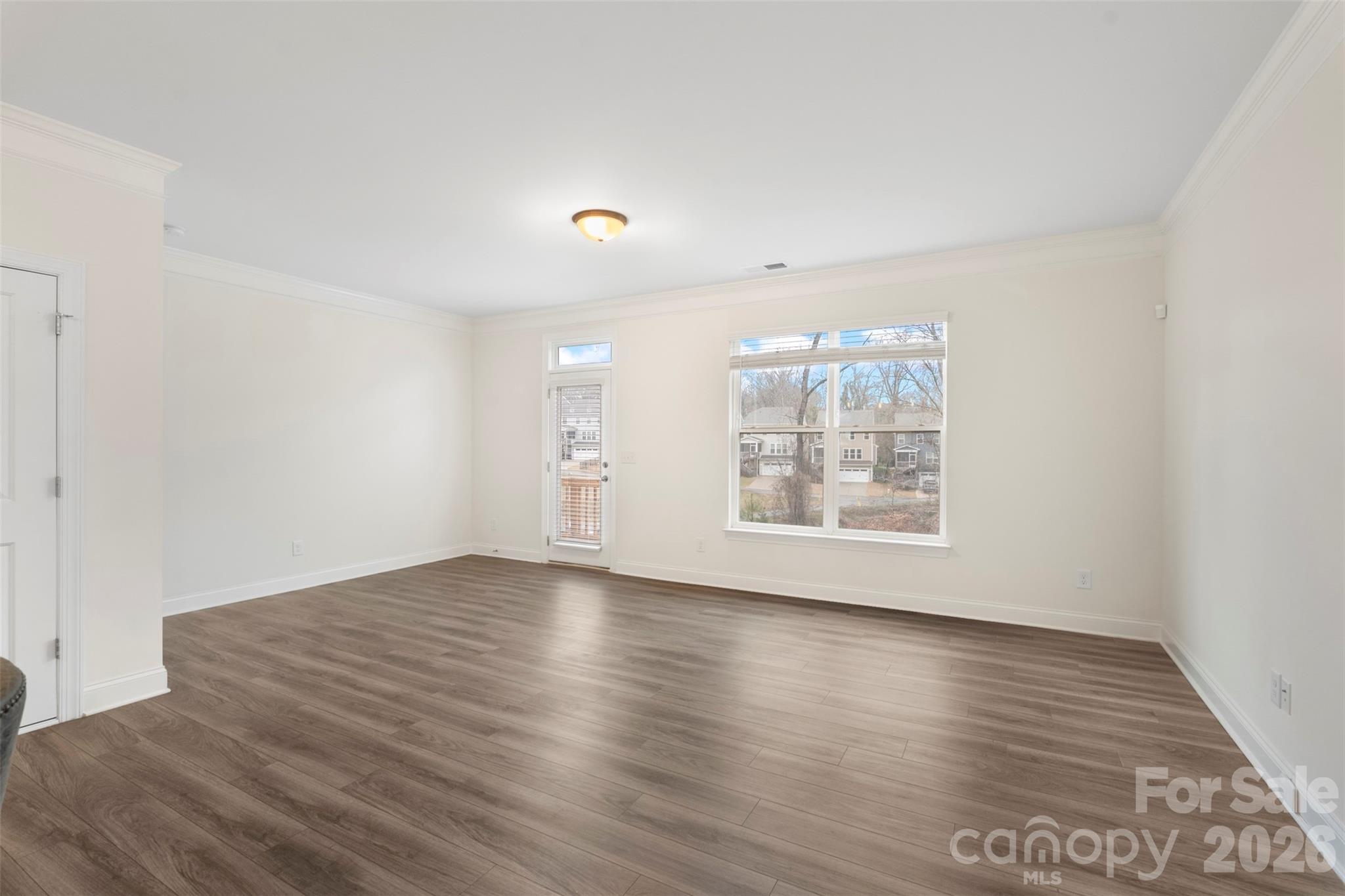 2109 Laurel Village Circle — Belmont