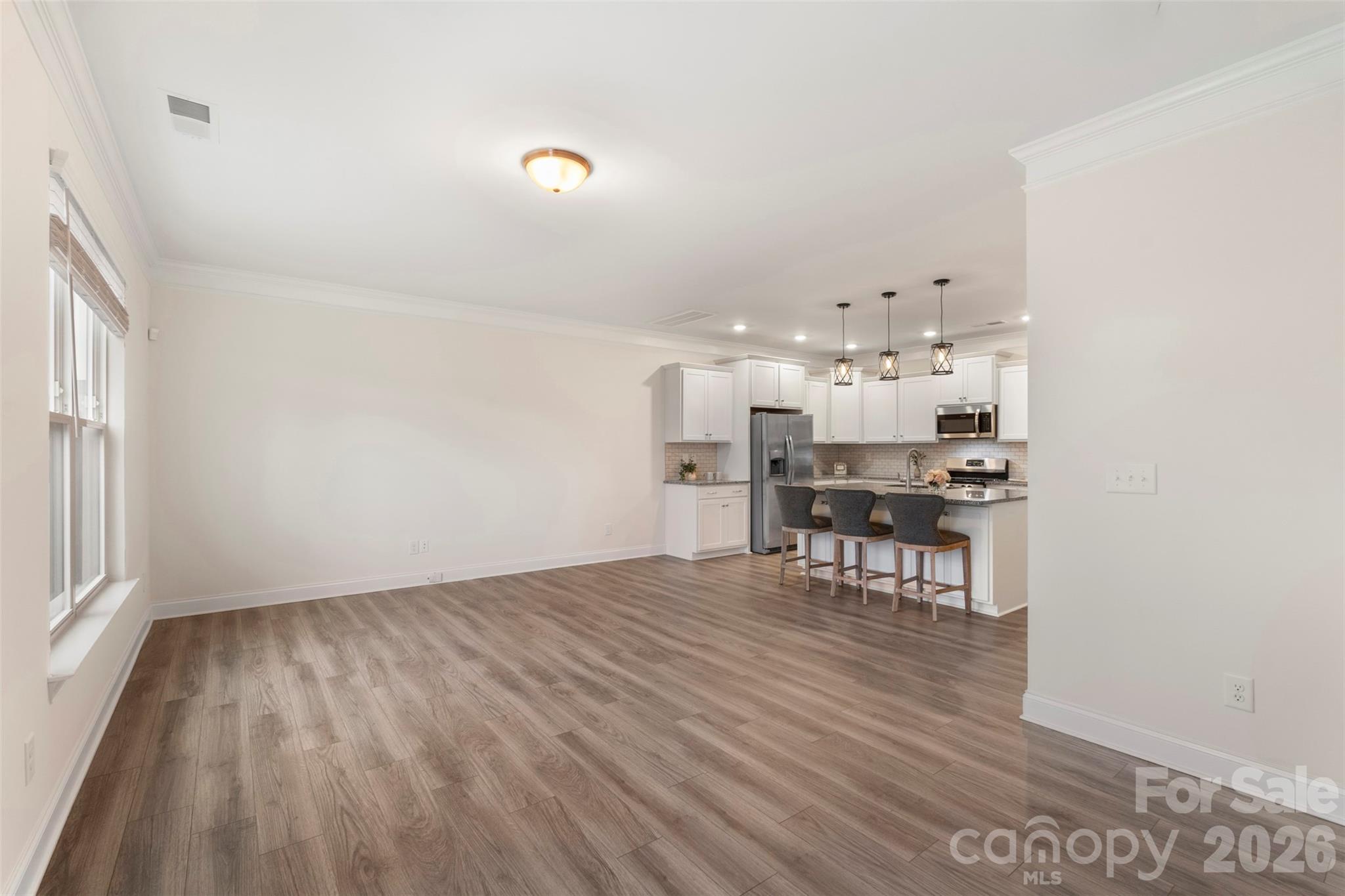 2109 Laurel Village Circle — Belmont