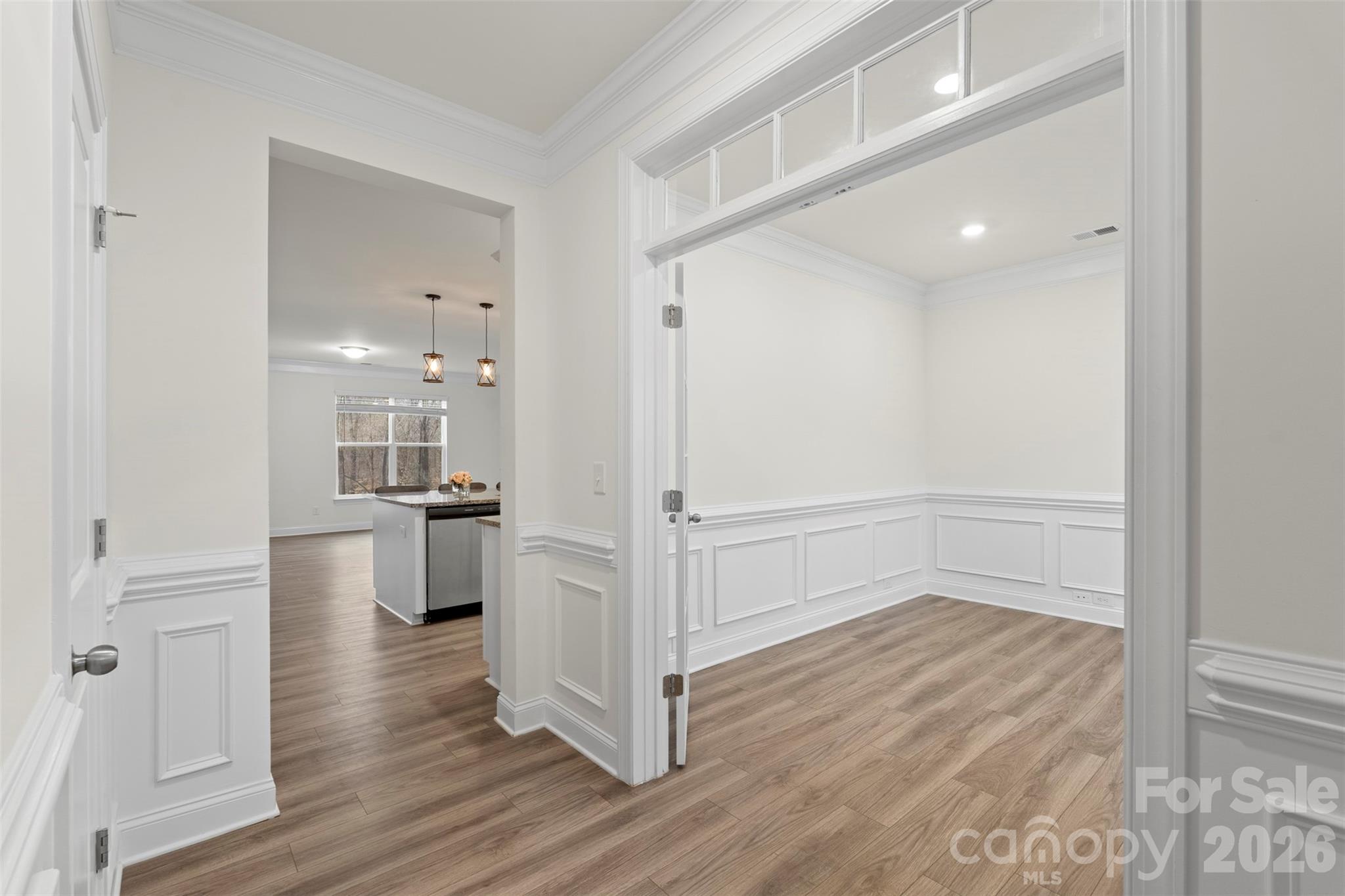 2109 Laurel Village Circle — Belmont