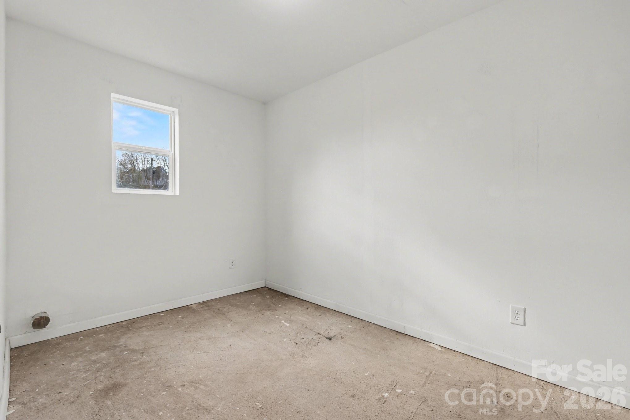 5647 Putuptoe Place — Norwood