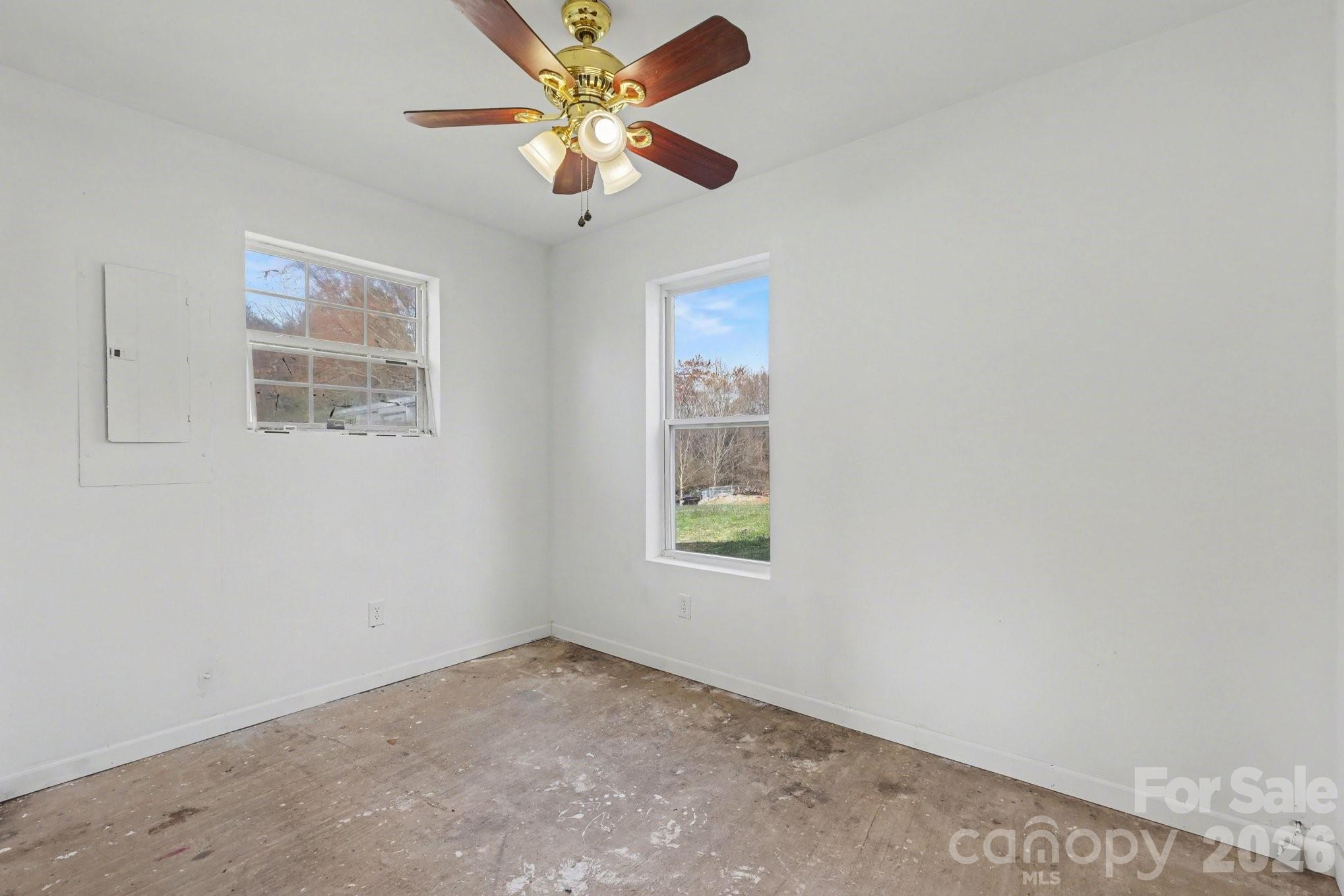 5647 Putuptoe Place — Norwood