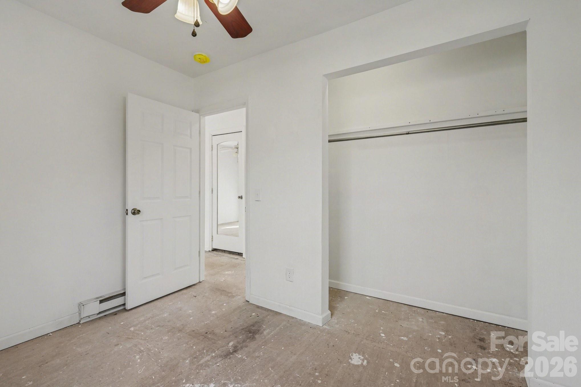 5647 Putuptoe Place — Norwood