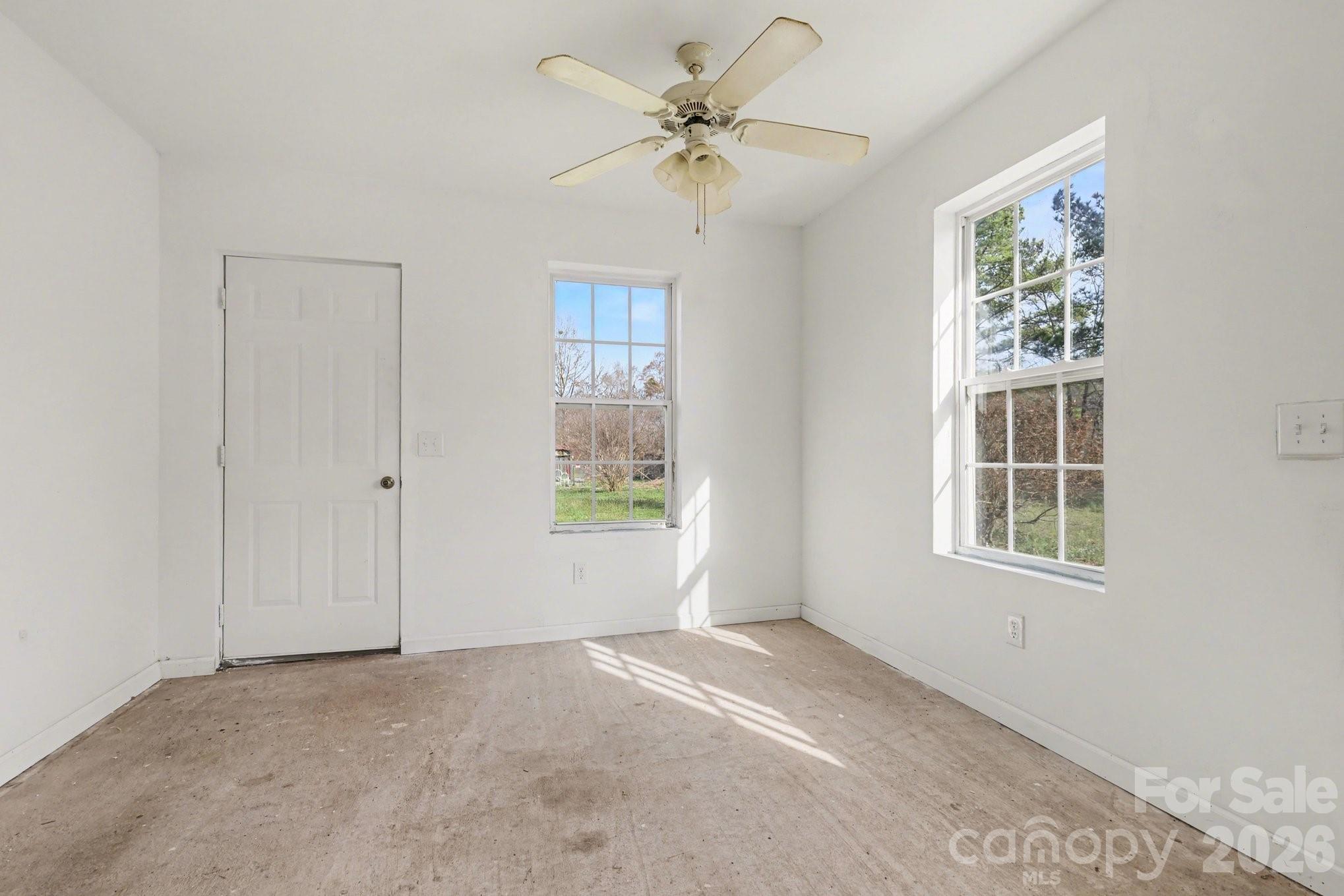 5647 Putuptoe Place — Norwood