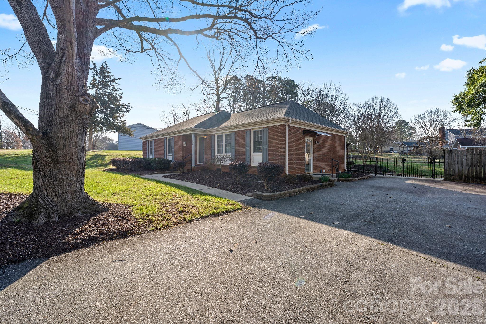 2309 Amity Avenue — Gastonia