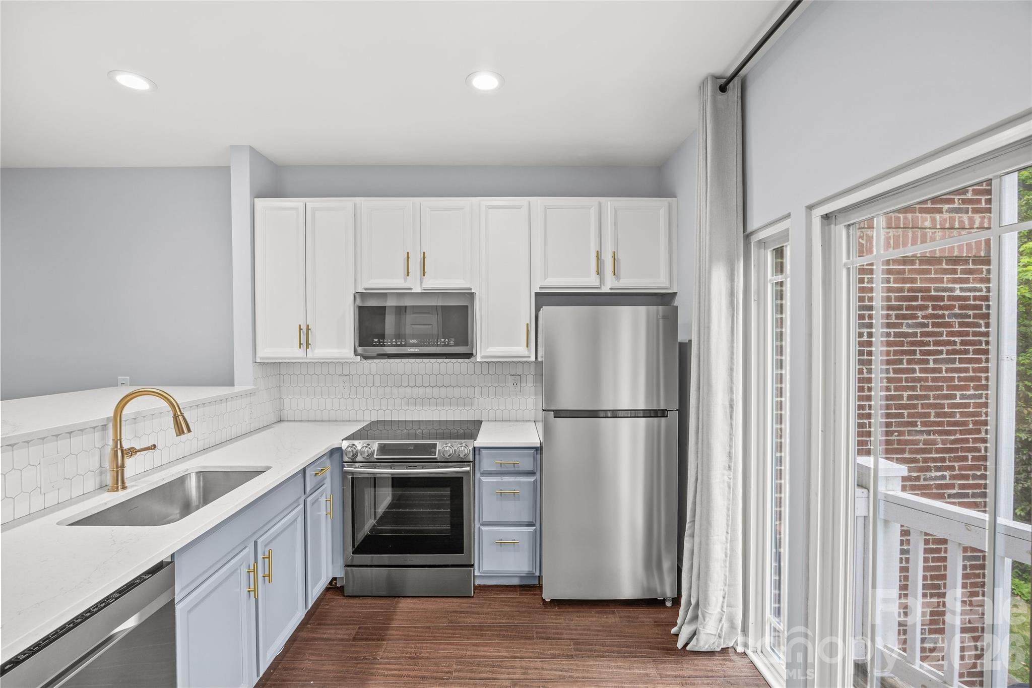 1229 Lalex Lane — Charlotte