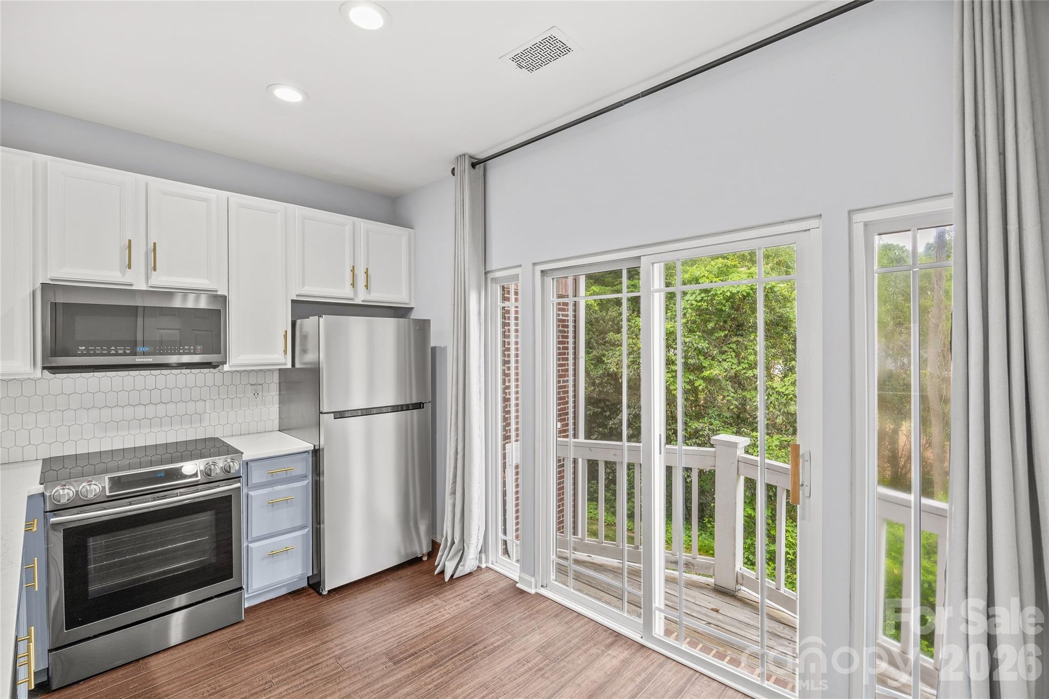 1229 Lalex Lane — Charlotte